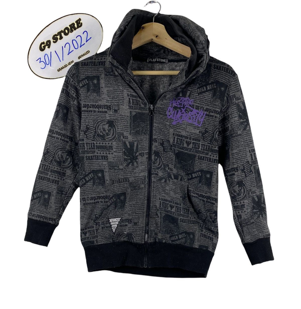 Girl Skateboards Vtg FullPrint Heighten Curiosity with Hidden Hoodie Sweater Size US S / EU 44-46 / 1 - 1 Thumbnail