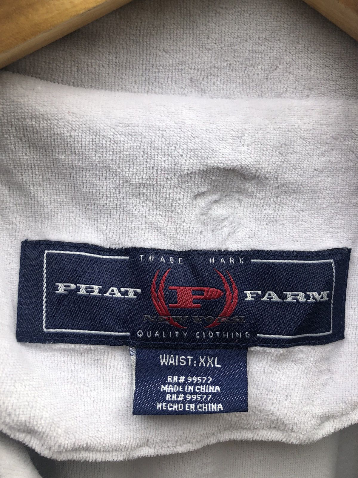 Phat Farm × Rap Tees Phat Farm Trade Mark Hip Hop Zipped Cream Sweaters Size US XXL / EU 58 / 5 - 6 Thumbnail