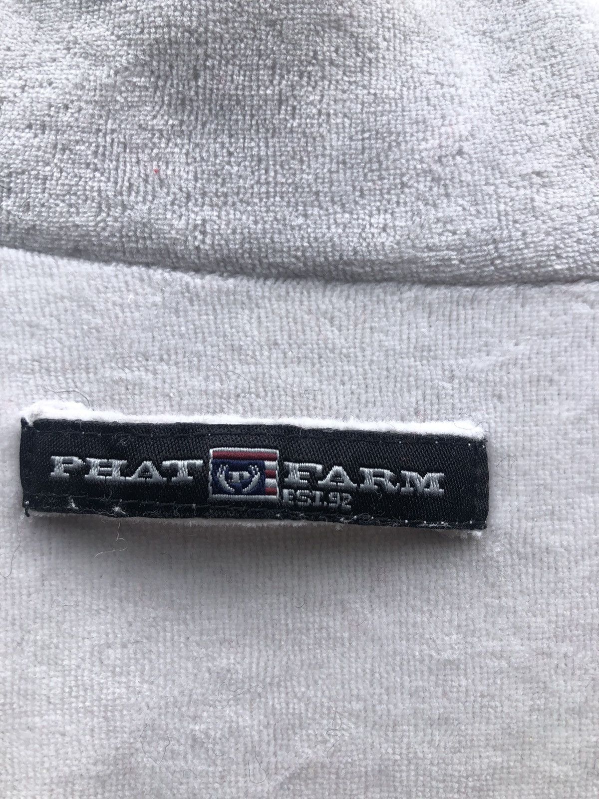 Phat Farm × Rap Tees Phat Farm Trade Mark Hip Hop Zipped Cream Sweaters Size US XXL / EU 58 / 5 - 5 Thumbnail