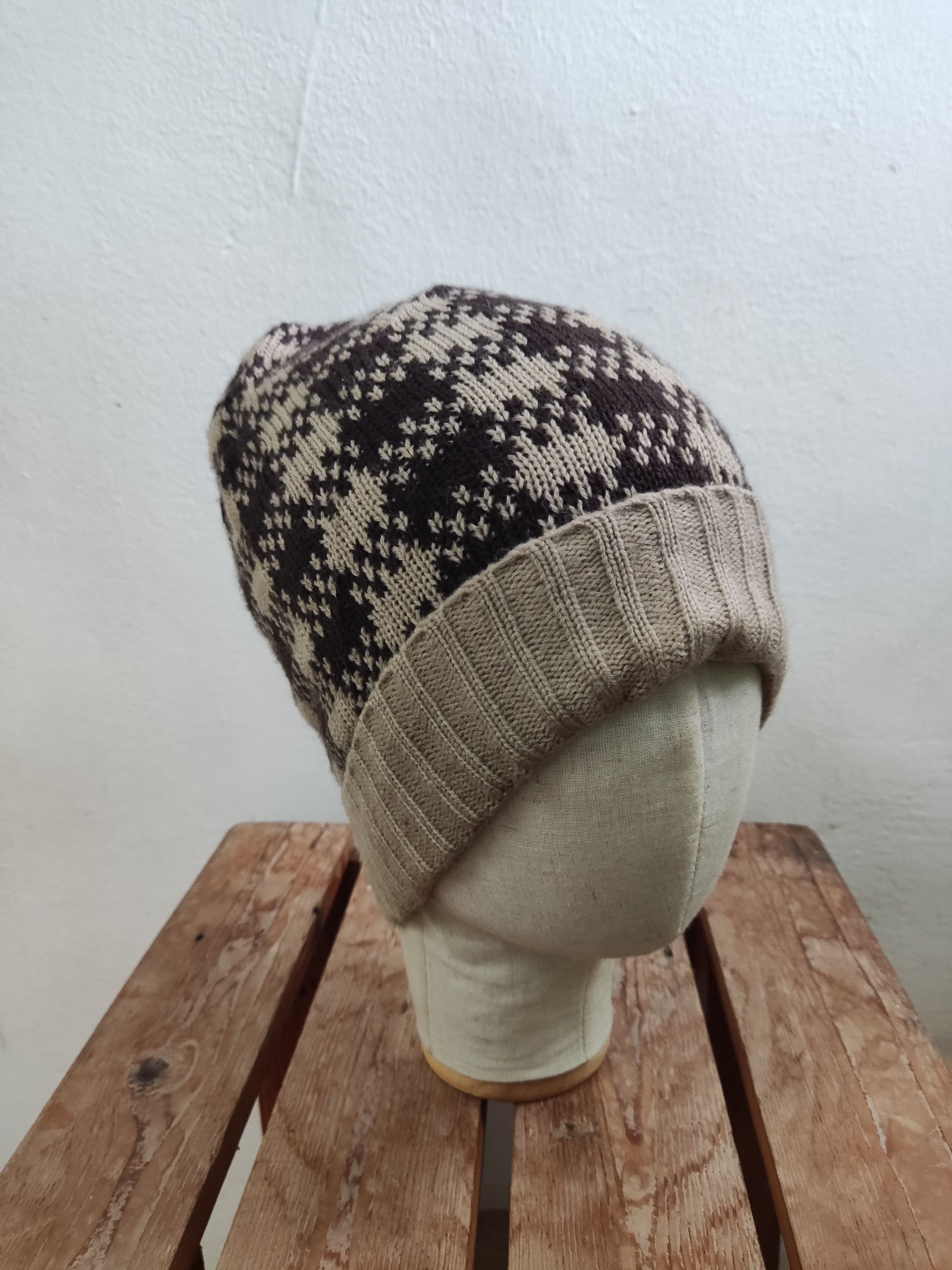 Japanese Brand Japanese Brown Checked Beanie Hat Size ONE SIZE - 1 Thumbnail