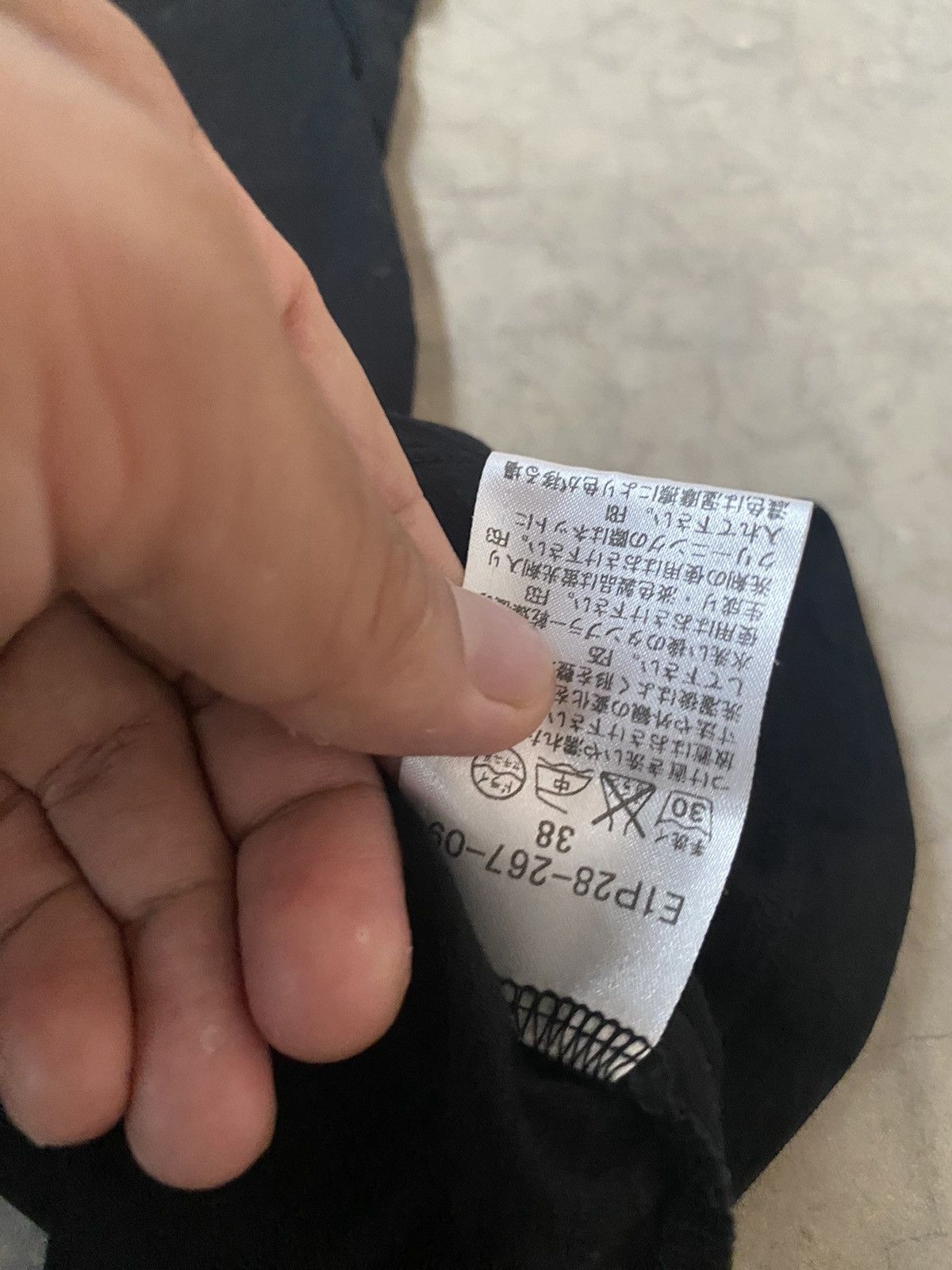 Burberry × Designer Steals💥 Burberry Tee Size XS / US 0-2 / IT 36-38 - 5 Thumbnail