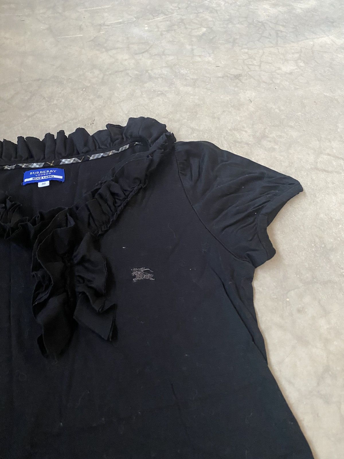 Burberry × Designer Steals💥 Burberry Tee Size XS / US 0-2 / IT 36-38 - 2 Thumbnail