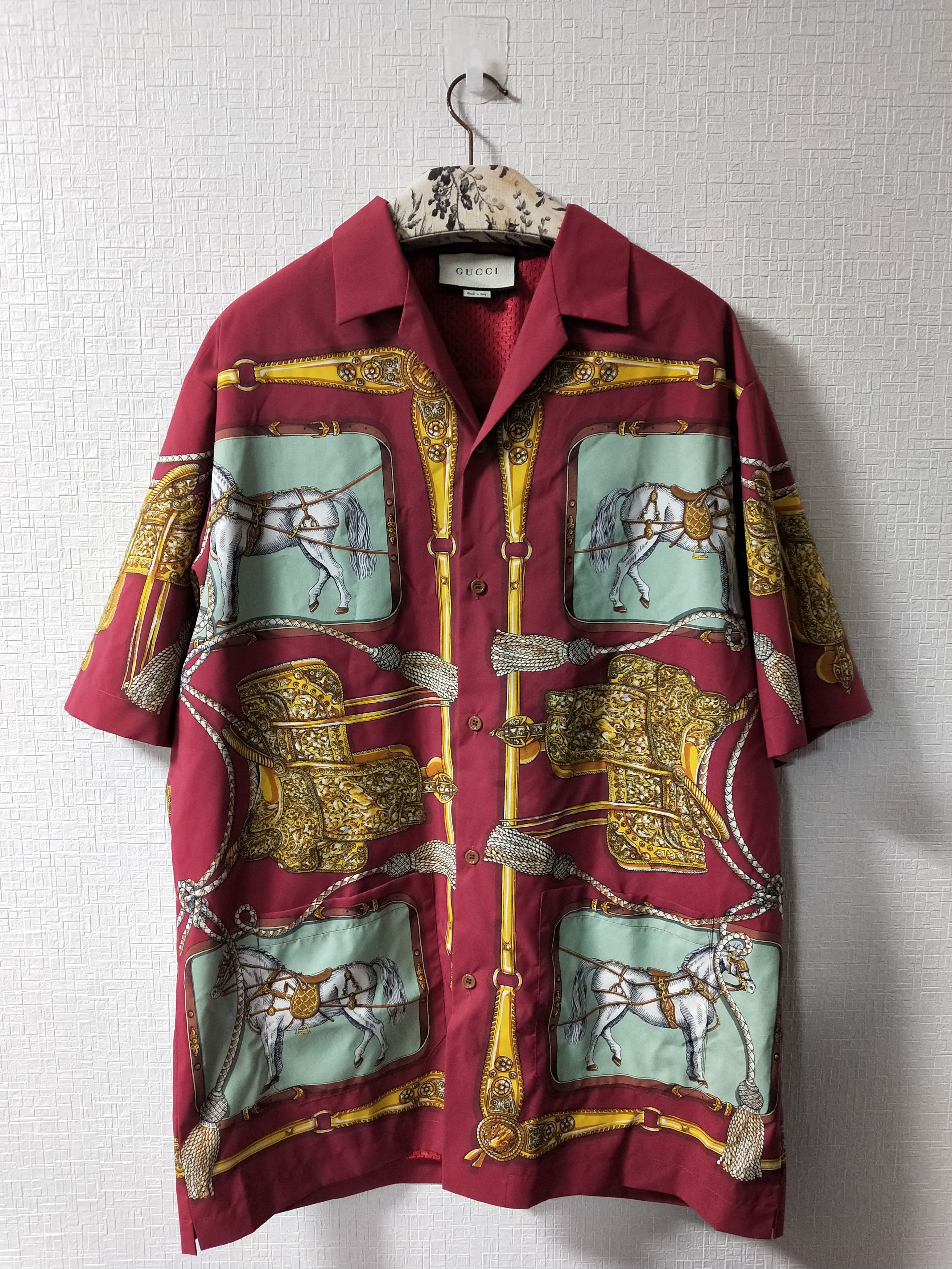 Old gucci clothes hot sale