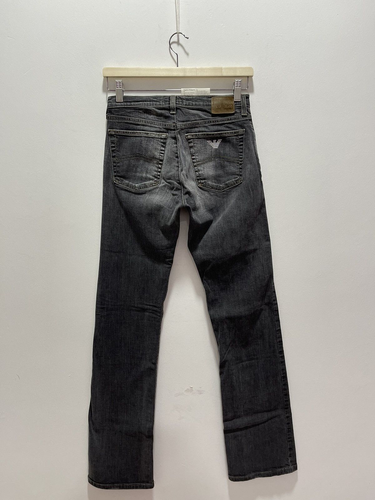 Armani ITALIAN AJ ARMANI DISTRESSED JEANS Size 25" / US 0 / IT 36 - 8 Thumbnail