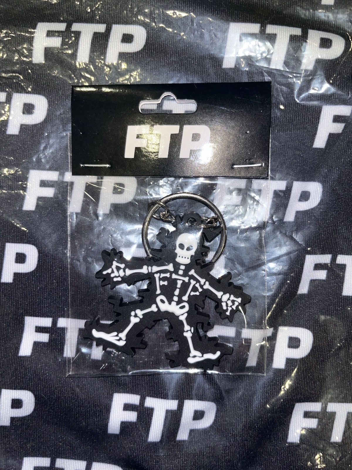 Fuck The Population Fuck The Population Skeleton Key-Chain Size ONE SIZE - 1 Thumbnail