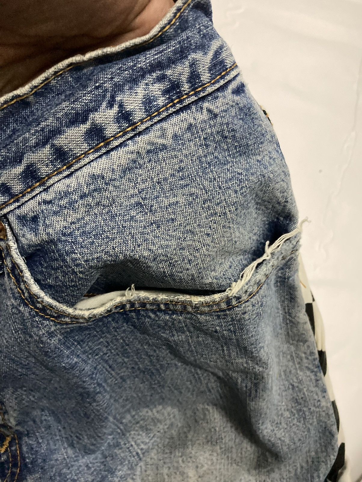 Levi's Levis 569 Loose Straight Fit Custom Distressed Jeans Size US 34 / EU 50 - 11 Thumbnail