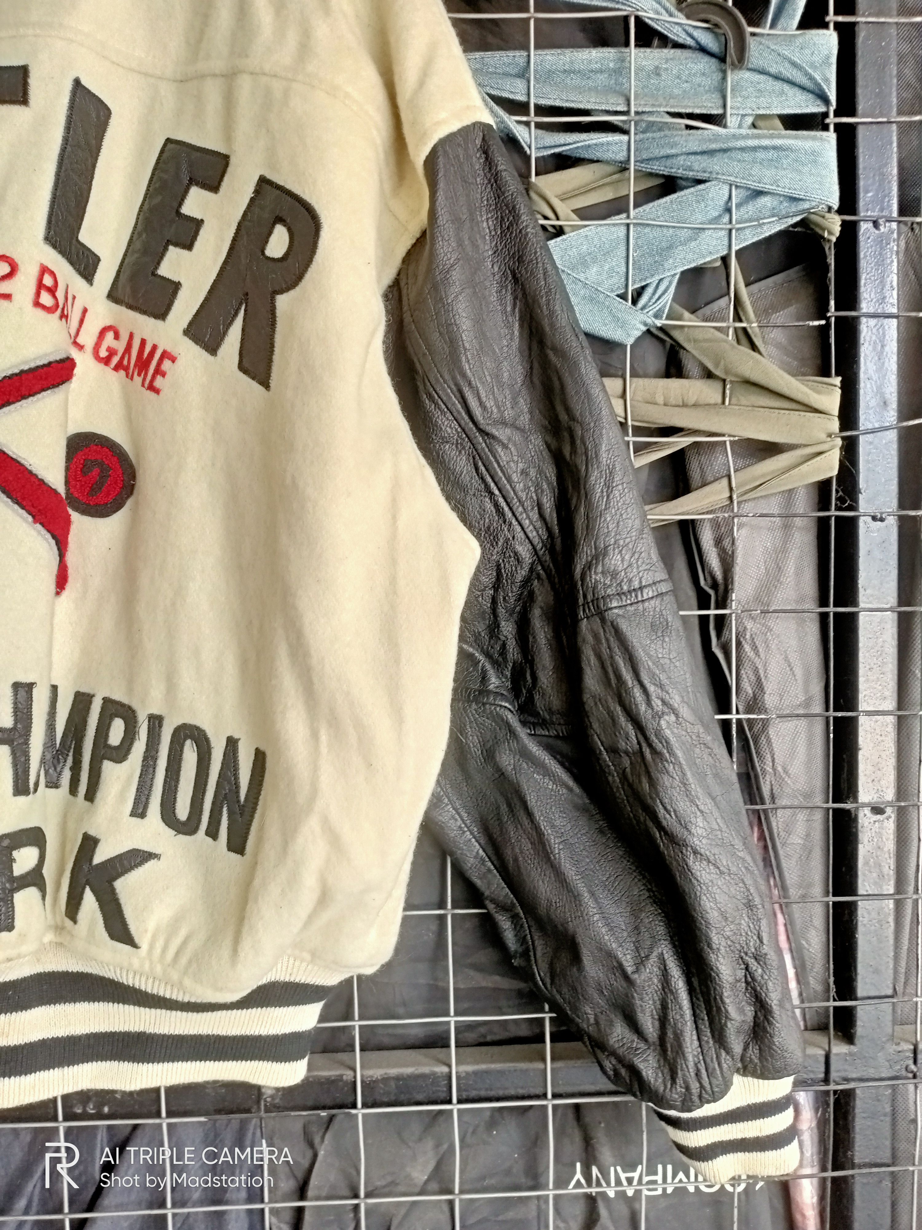 Japanese Brand HUSTLER WORLD CHAMPION VARSITY JACKET Size US L / EU 52-54 / 3 - 6 Thumbnail