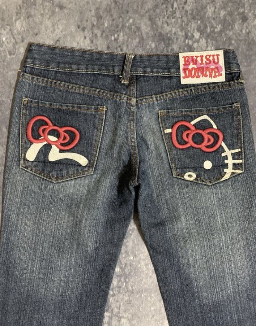 Jean EVISU Collaboration HELLO KITTY X SANRIO - Taille 33 X 35, Occasion Très Bon état, Fabriqué Au Japon