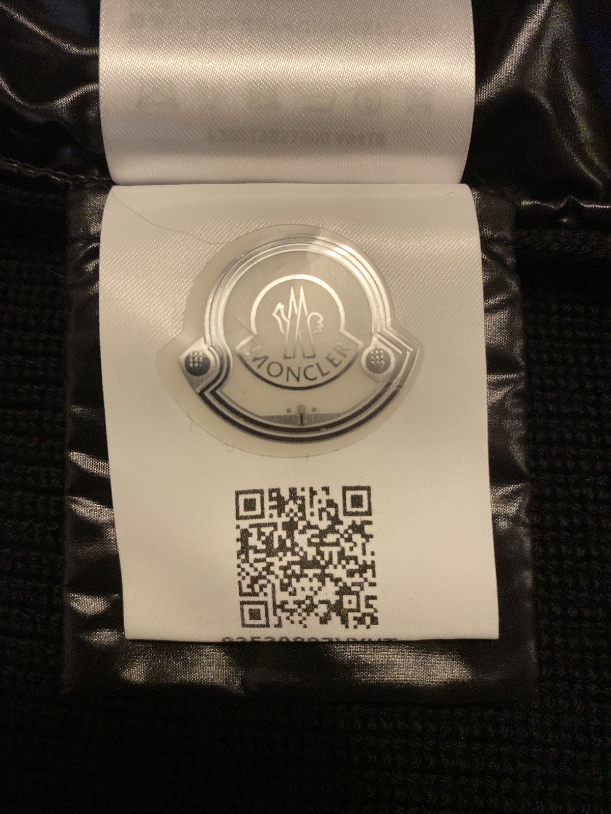 Moncler Band New Moncler Size US M / EU 48-50 / 2 - 8 Thumbnail