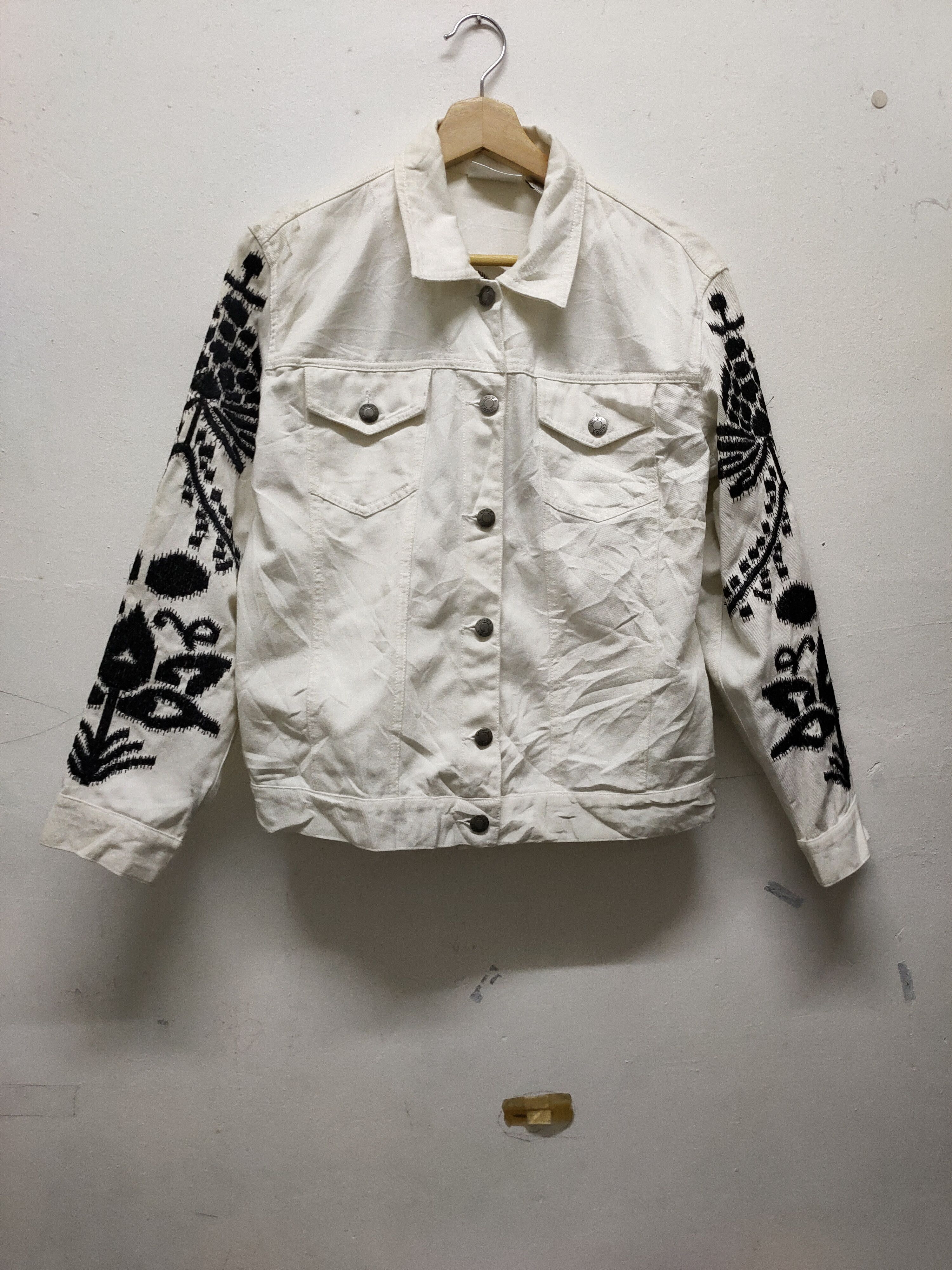 Vintage Chicos jacket jeans denim Western embroidered sleeve Size US M / EU 48-50 / 2 - 12 Thumbnail