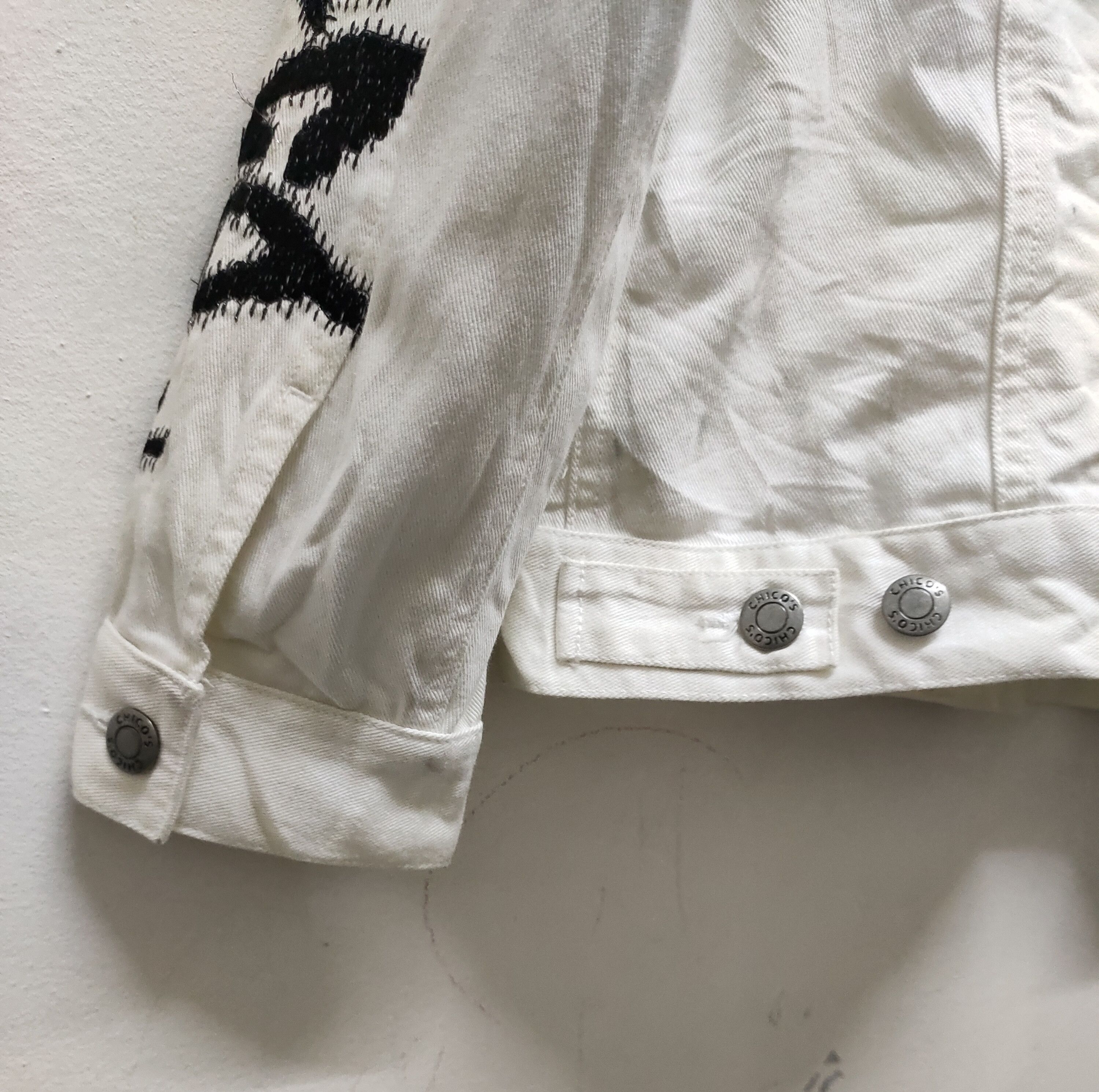 Vintage Chicos jacket jeans denim Western embroidered sleeve Size US M / EU 48-50 / 2 - 6 Thumbnail