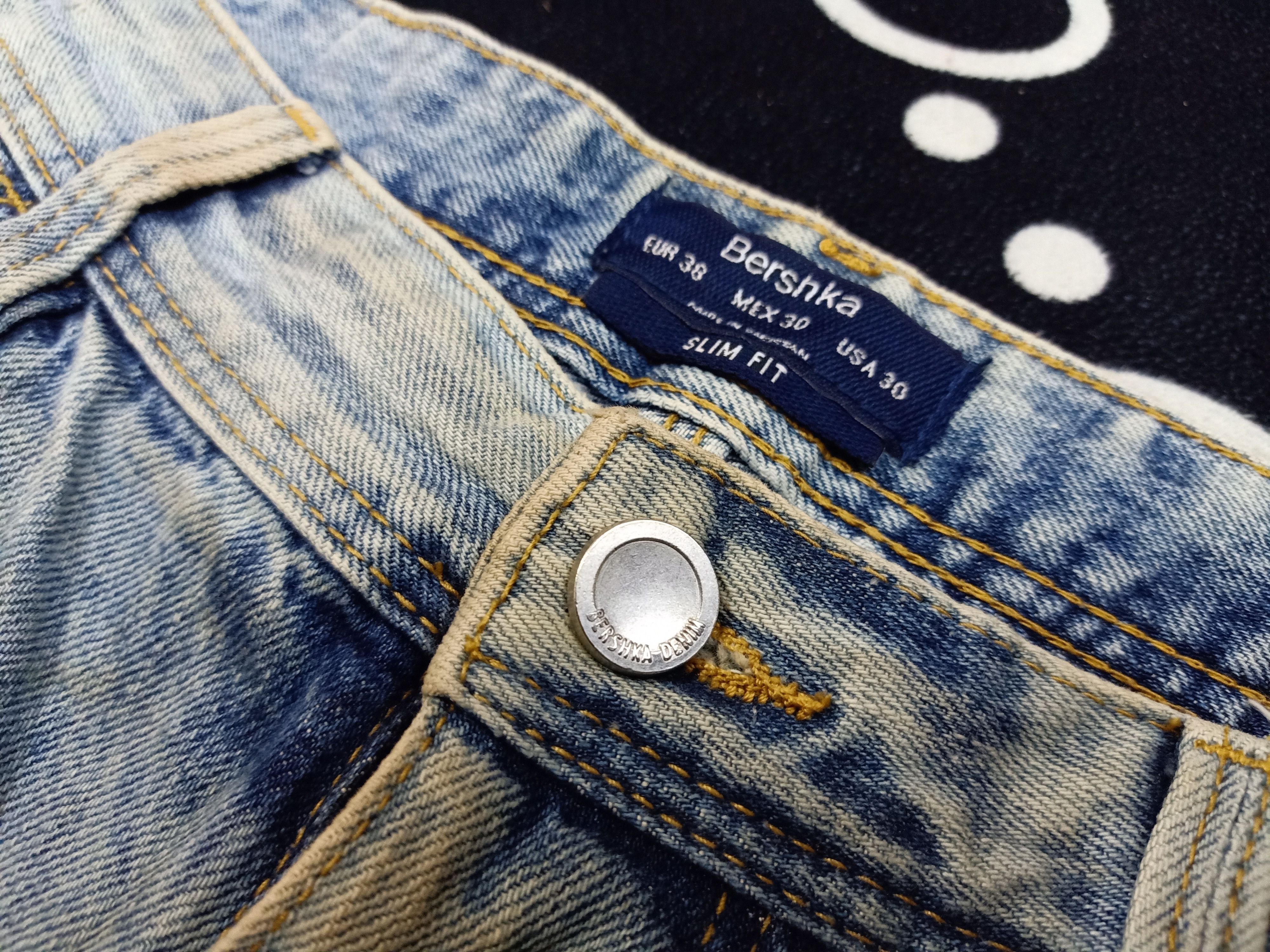 Bershka BERSHKA Distressed Patches Denim Jeans Pant Size US 32 / EU 48 - 8 Thumbnail