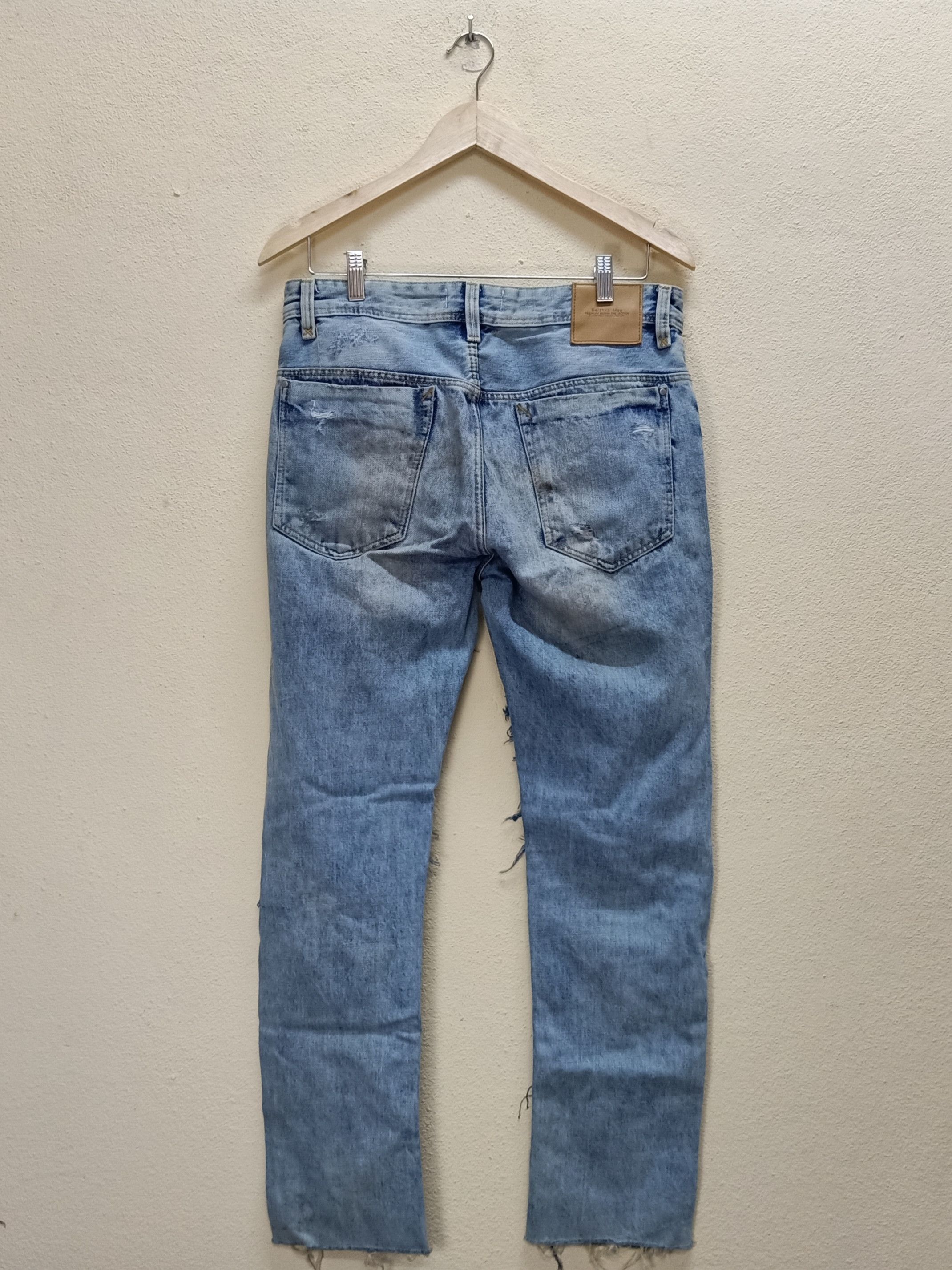 Bershka BERSHKA Distressed Patches Denim Jeans Pant Size US 32 / EU 48 - 4 Thumbnail