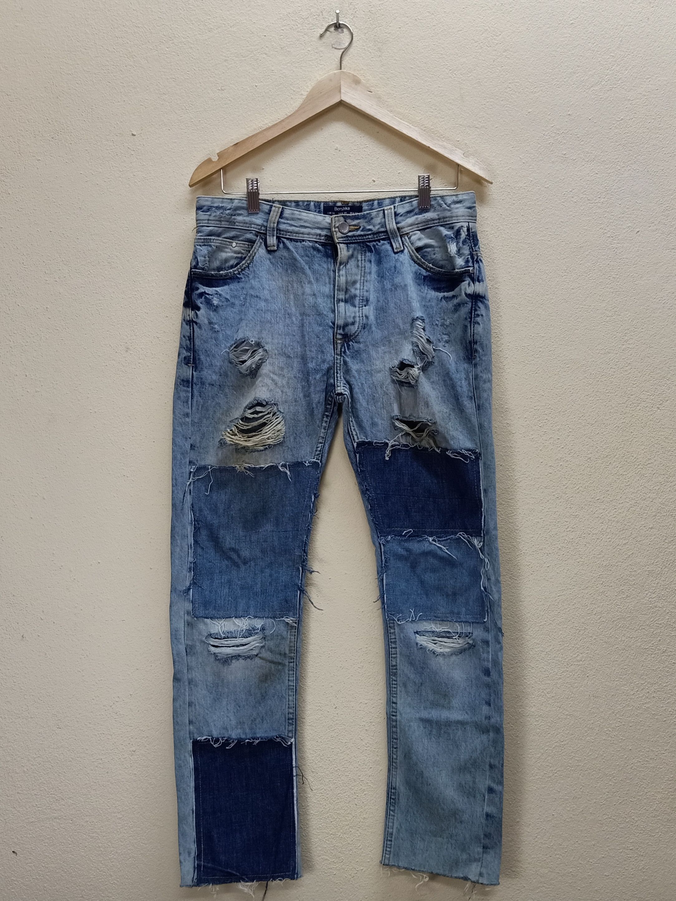 Bershka BERSHKA Distressed Patches Denim Jeans Pant Size US 32 / EU 48 - 3 Thumbnail