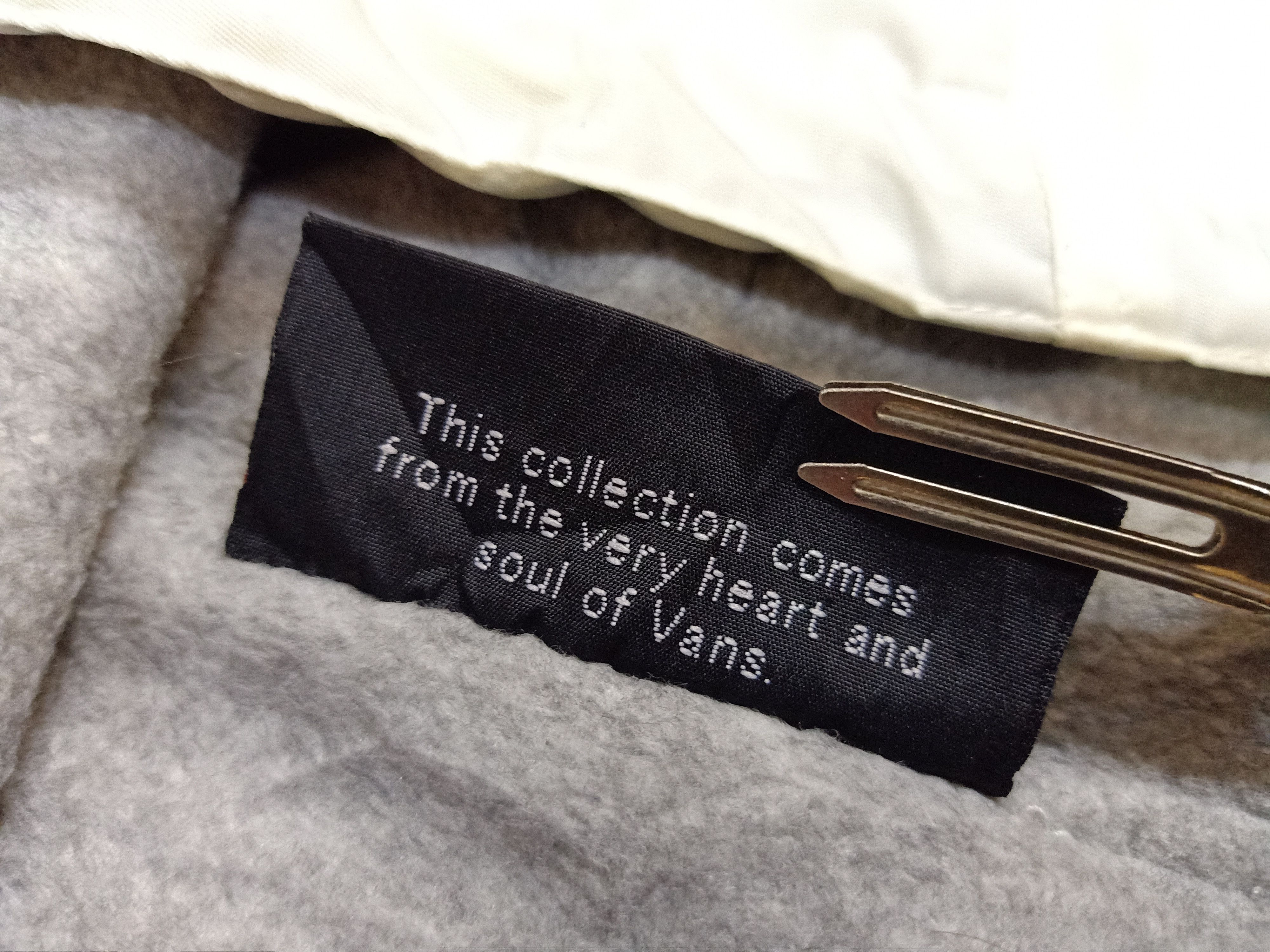Vans × Vintage VANS Vintage Big Logo Beige White Hoodie Winter Parka Size US L / EU 52-54 / 3 - 9 Thumbnail