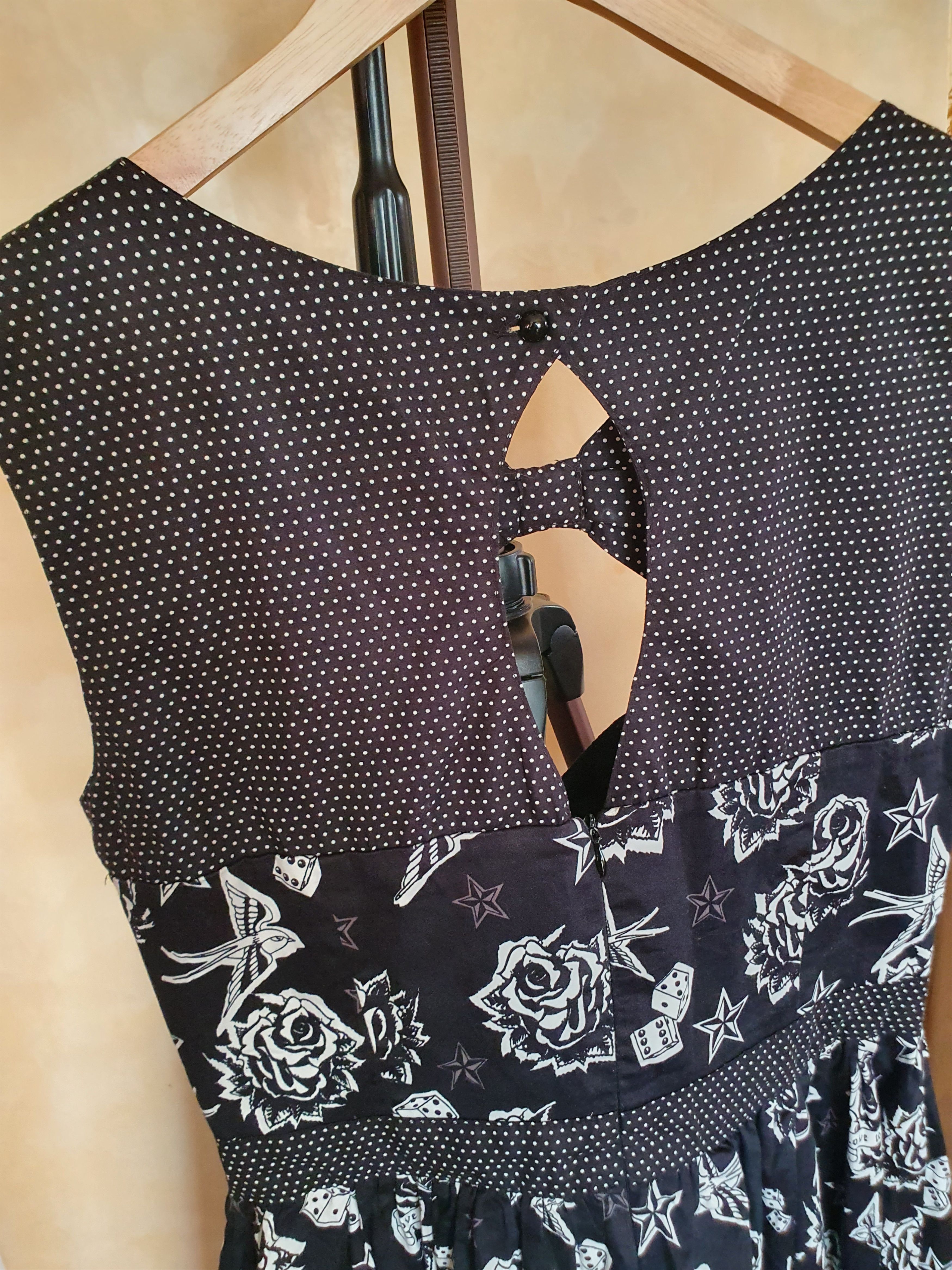 Other Living Dead Souls Black White Dice Roses Rockabilly dress,L Size L / US 10 / IT 46 - 10 Thumbnail