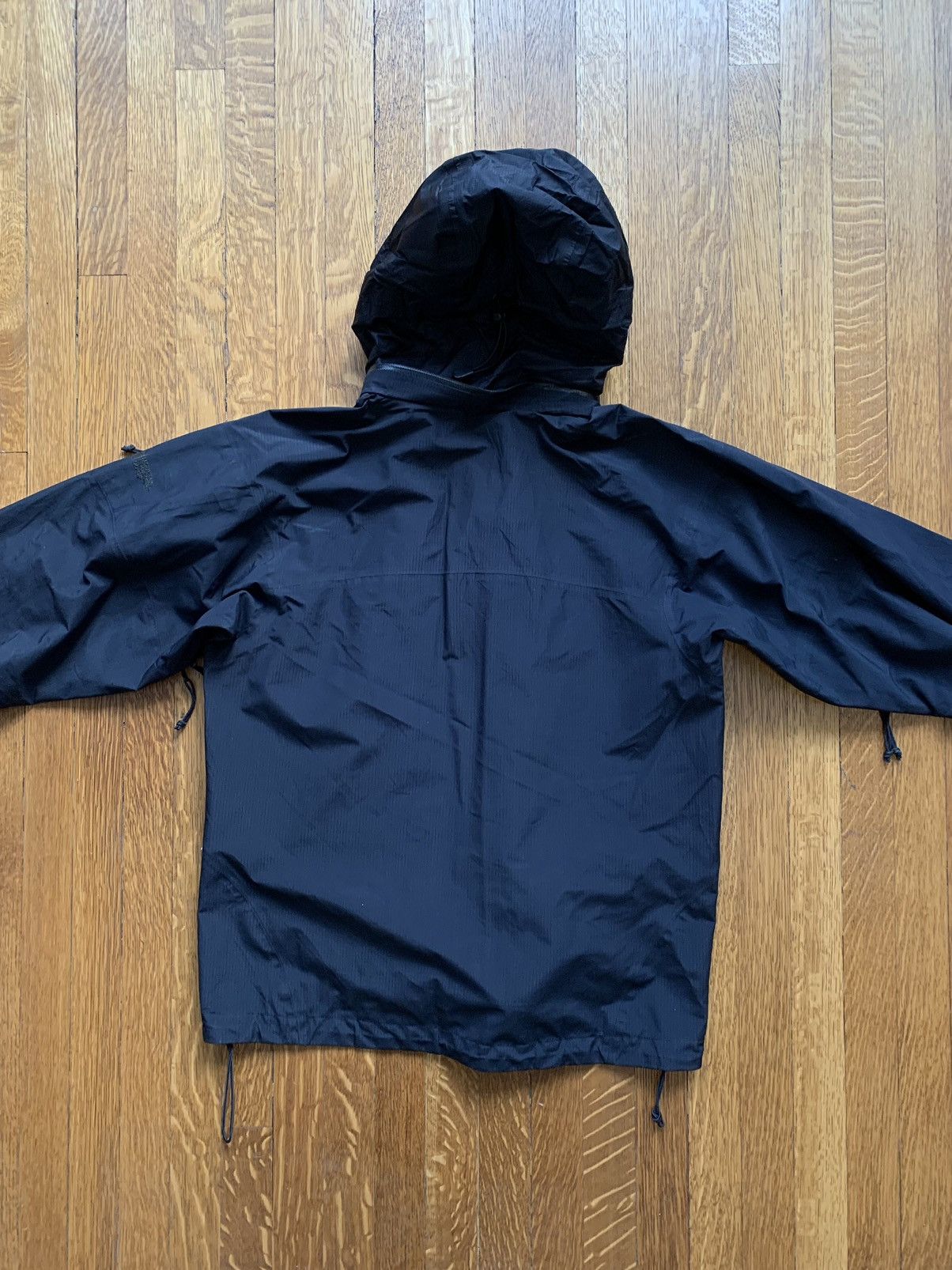 Goretex Black MEC Goretex Shell Jacket Veilance Rain Coat Small Size US S / EU 44-46 / 1 - 10 Thumbnail