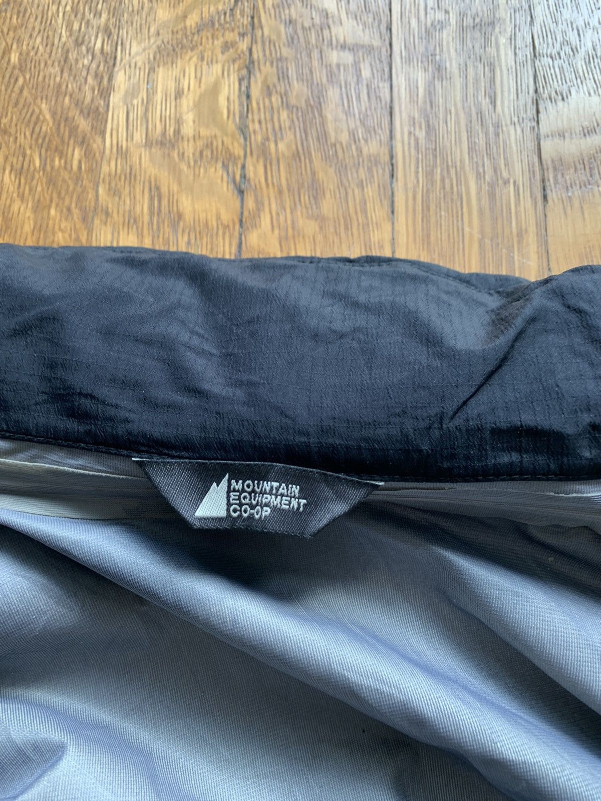 Goretex Black MEC Goretex Shell Jacket Veilance Rain Coat Small Size US S / EU 44-46 / 1 - 8 Thumbnail