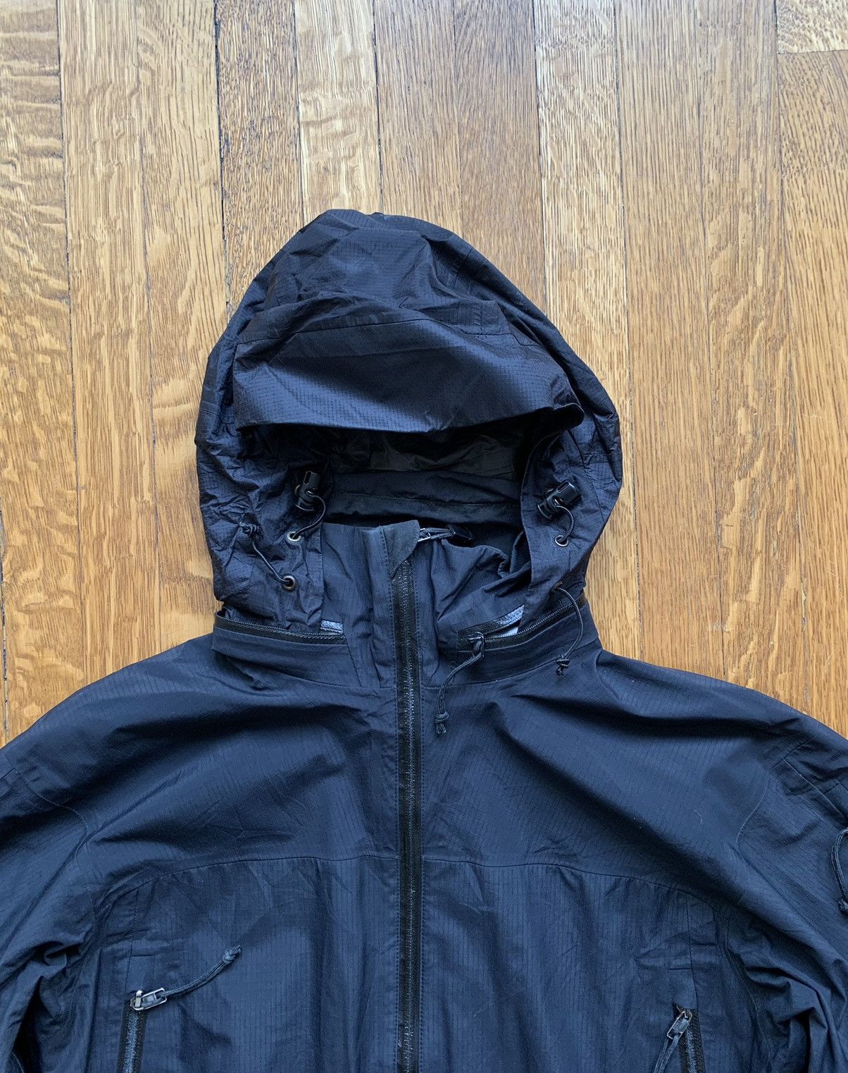 Goretex Black MEC Goretex Shell Jacket Veilance Rain Coat Small Size US S / EU 44-46 / 1 - 3 Thumbnail