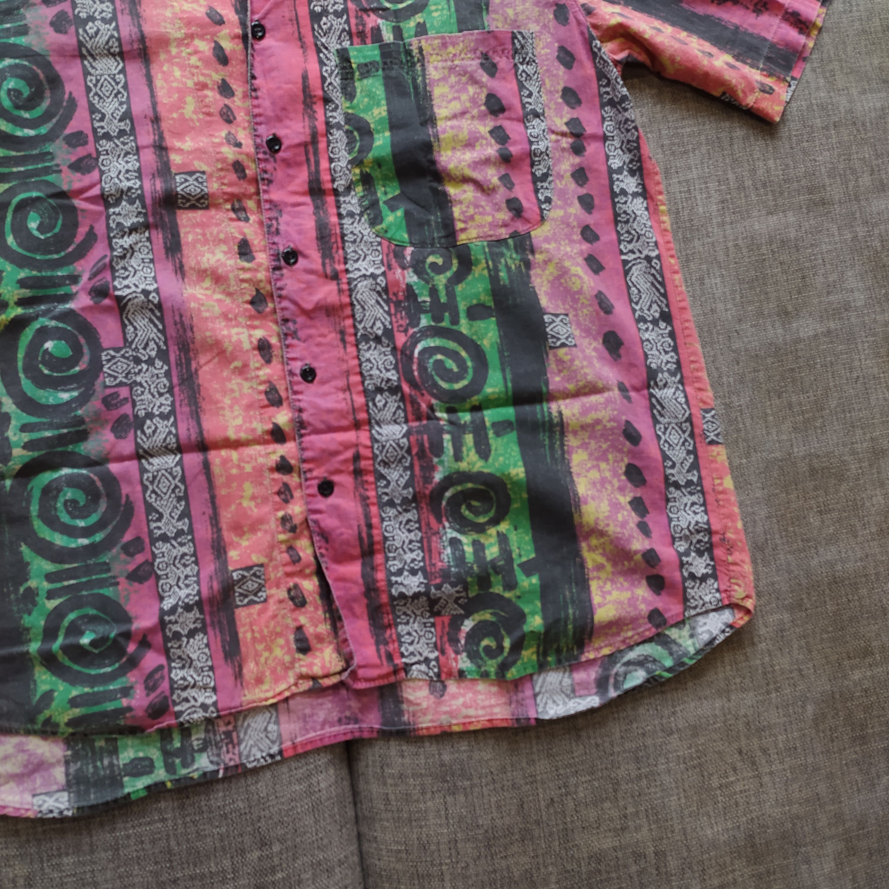 Other Vintage Y2K Hawaiian style Camp collar Aloha Art Shirt Size US L / EU 52-54 / 3 - 5 Thumbnail