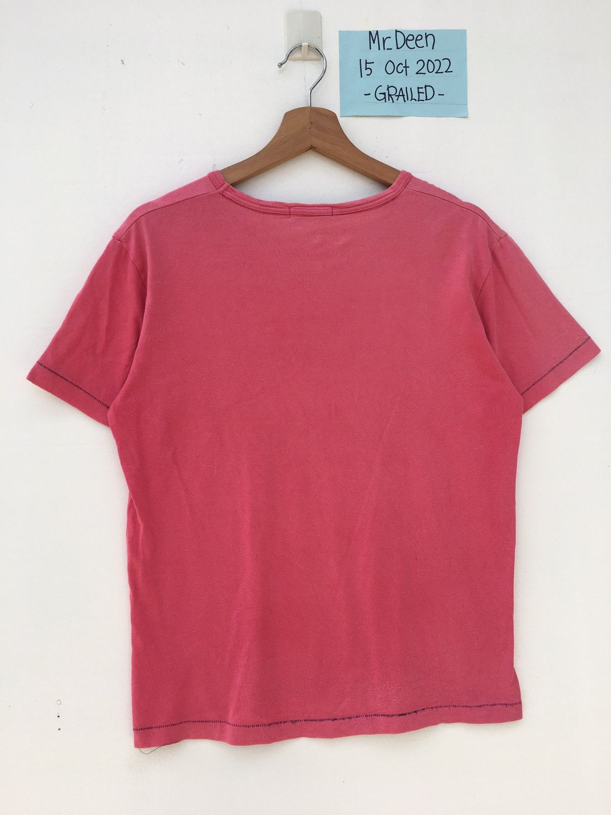Burberry Rare Vintage Burberry Spellout Tshirt Size US M / EU 48-50 / 2 - 11 Thumbnail