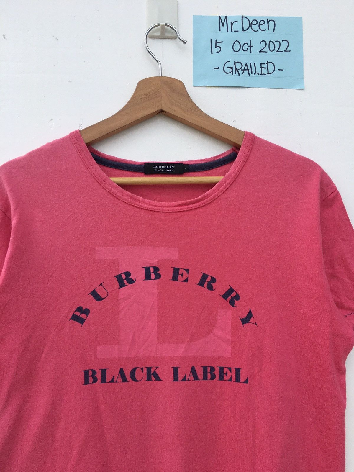 Burberry Rare Vintage Burberry Spellout Tshirt Size US M / EU 48-50 / 2 - 1 Thumbnail