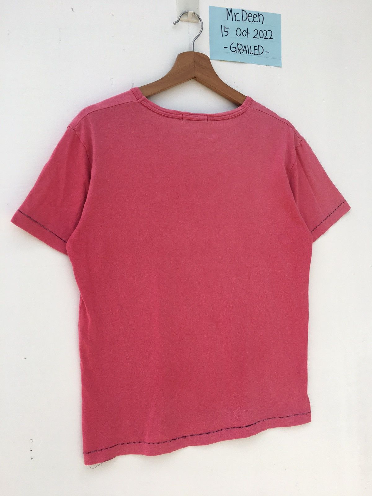 Burberry Rare Vintage Burberry Spellout Tshirt Size US M / EU 48-50 / 2 - 12 Thumbnail