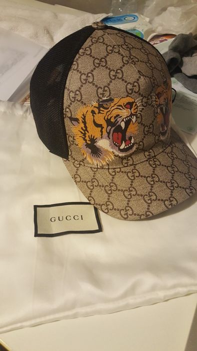 Gucci Tiger Print Gg Supreme Baseball Cap In Black