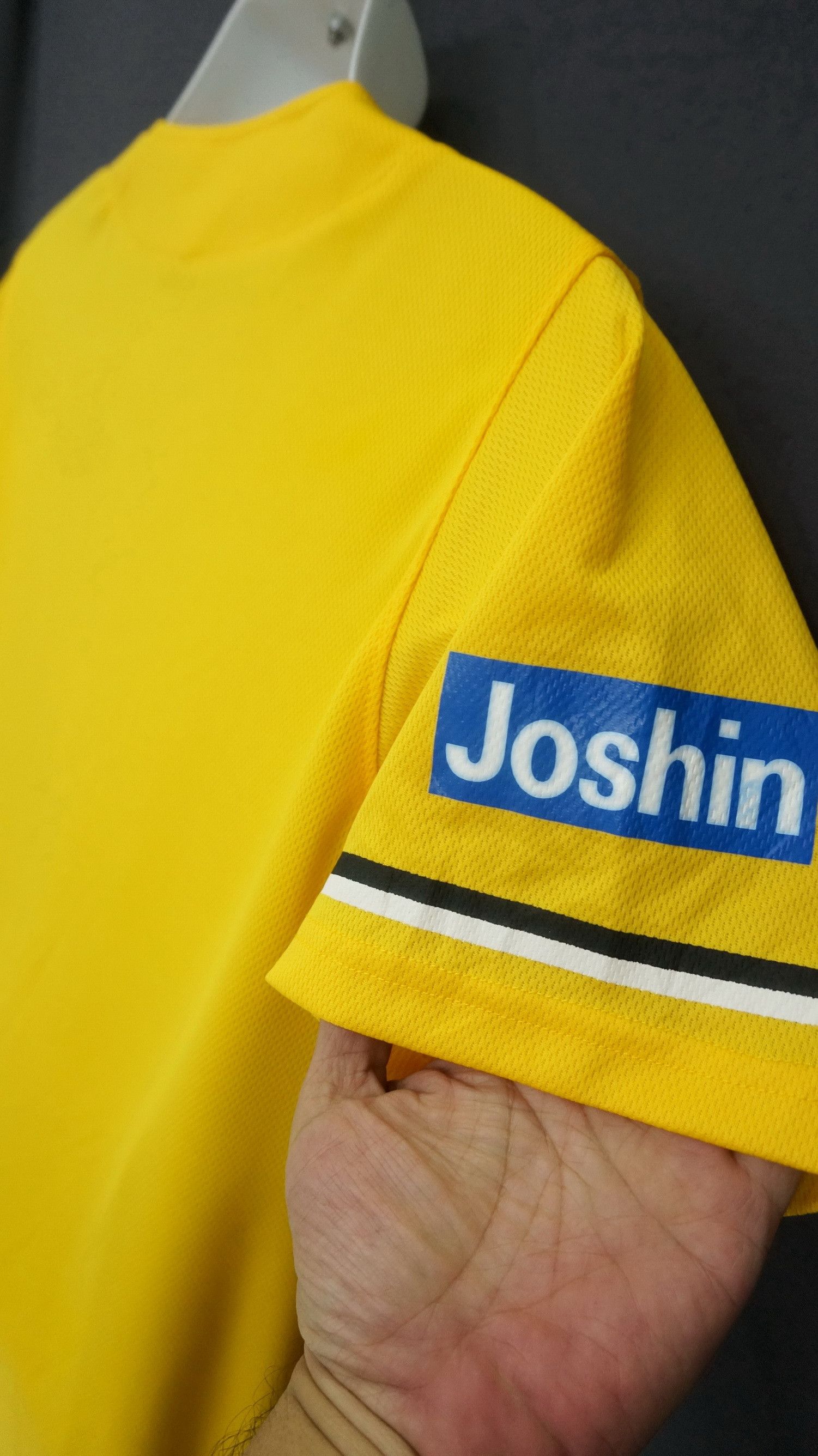 Japanese Brand Japan HANSHIN TIGERS Official Club Polyester Yellow Shirt Size US S / EU 44-46 / 1 - 5 Thumbnail