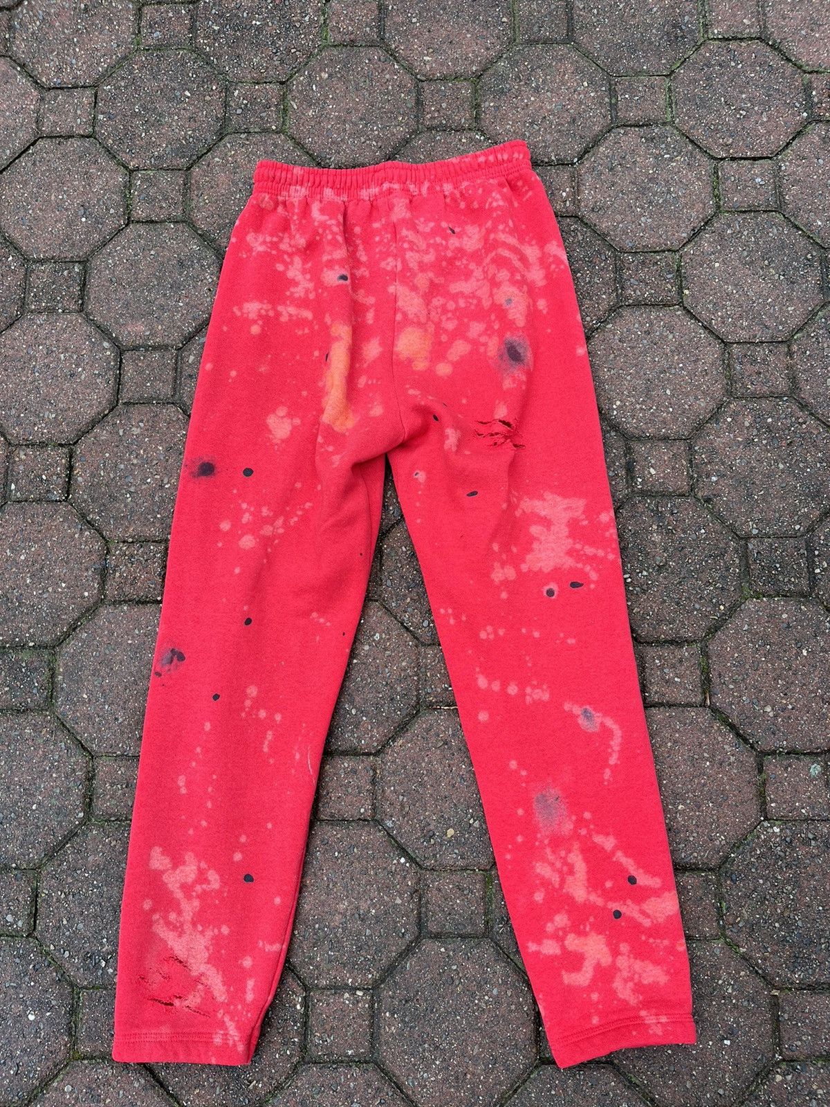 Japanese Brand × Vintage Vintage 1980s Red Knee Ripped Sweatpants Size US 31 - 4 Thumbnail