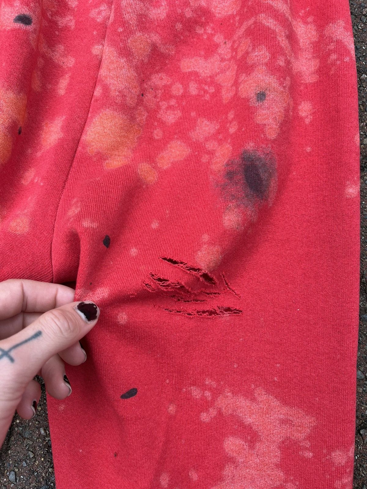 Japanese Brand × Vintage Vintage 1980s Red Knee Ripped Sweatpants Size US 31 - 6 Thumbnail