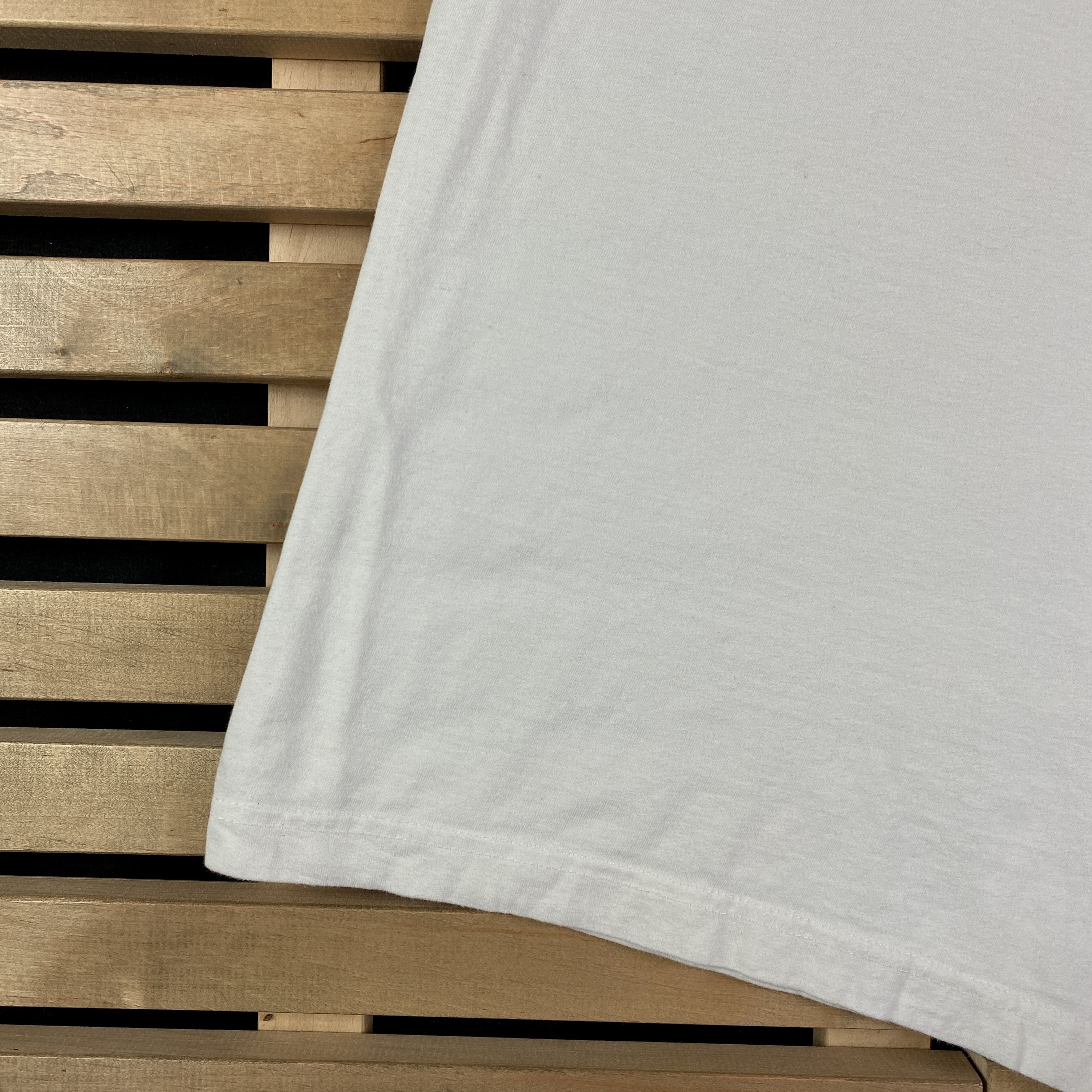 Nike × Vintage Men’s T-Shirt Nike Vintage Center Logo Size S Size US S / EU 44-46 / 1 - 3 Thumbnail