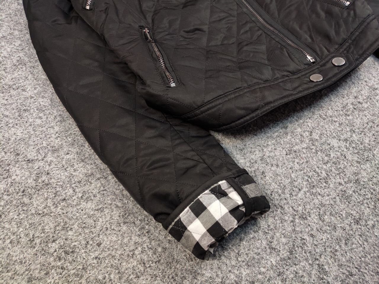 Burberry Burberry London Quilted Black Nova Check Biker Jacket Size US S / EU 44-46 / 1 - 6 Thumbnail