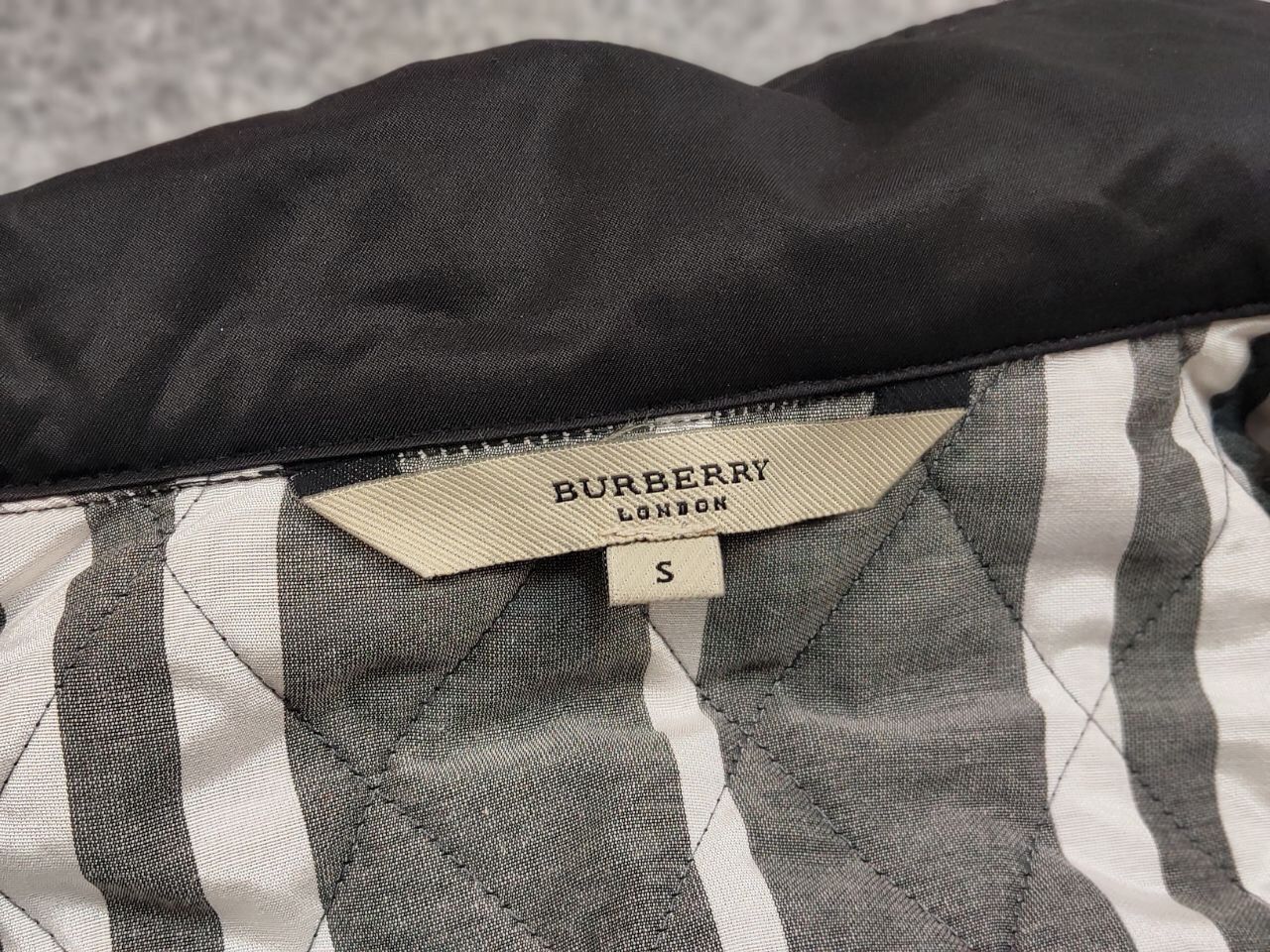 Burberry Burberry London Quilted Black Nova Check Biker Jacket Size US S / EU 44-46 / 1 - 18 Thumbnail