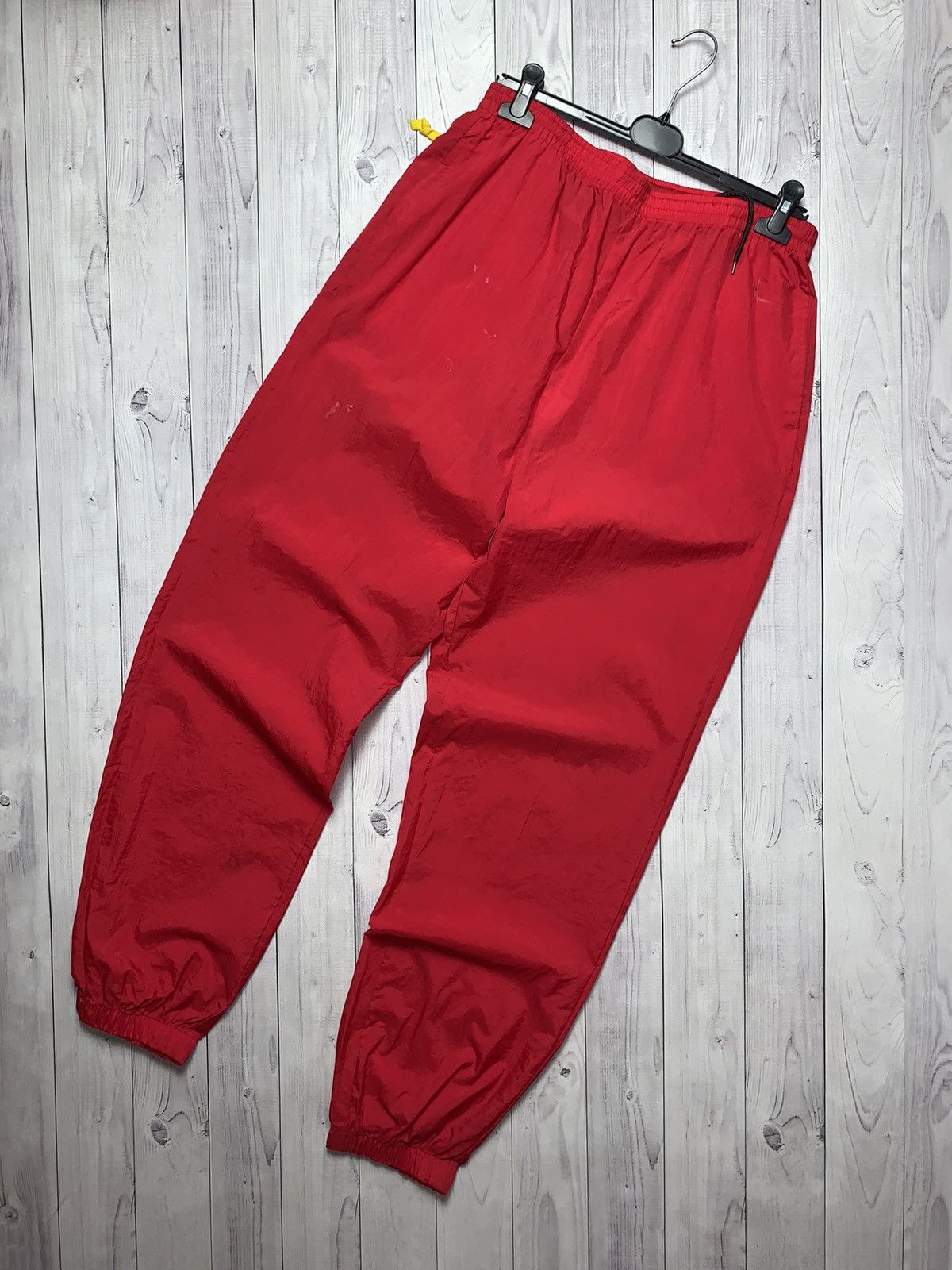 Marlboro × Vintage Vintage Marlboro joggers size L pants red logo Size US 34 / EU 50 - 7 Thumbnail