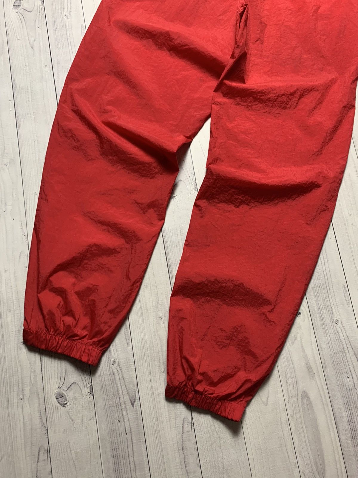 Marlboro × Vintage Vintage Marlboro joggers size L pants red logo Size US 34 / EU 50 - 2 Thumbnail