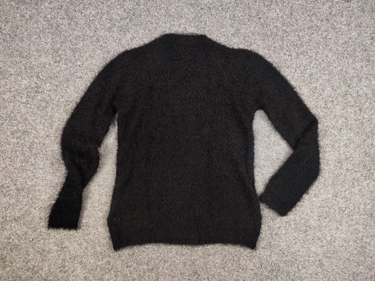 Japanese Brand Vintage 90's Japanese Black Mohair Style Fuzzy Sweater Size US S / EU 44-46 / 1 - 16 Thumbnail