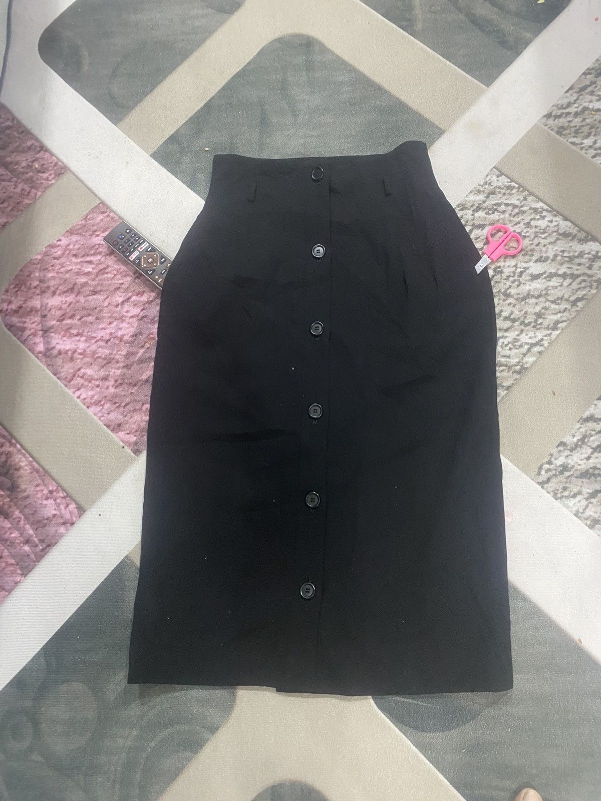 Christian Dior Monsieur VINTAGE CHRISTIAN DIOR FRONT BUTTON DOWN SKIRT Size 26" / US 2 / IT 38 - 2 Thumbnail
