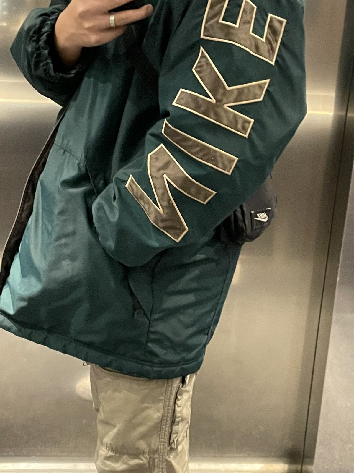 Nike × Vintage Dark Green Nike Arm Spellout Jacket Size US L / EU 52-54 / 3 - 2 Thumbnail
