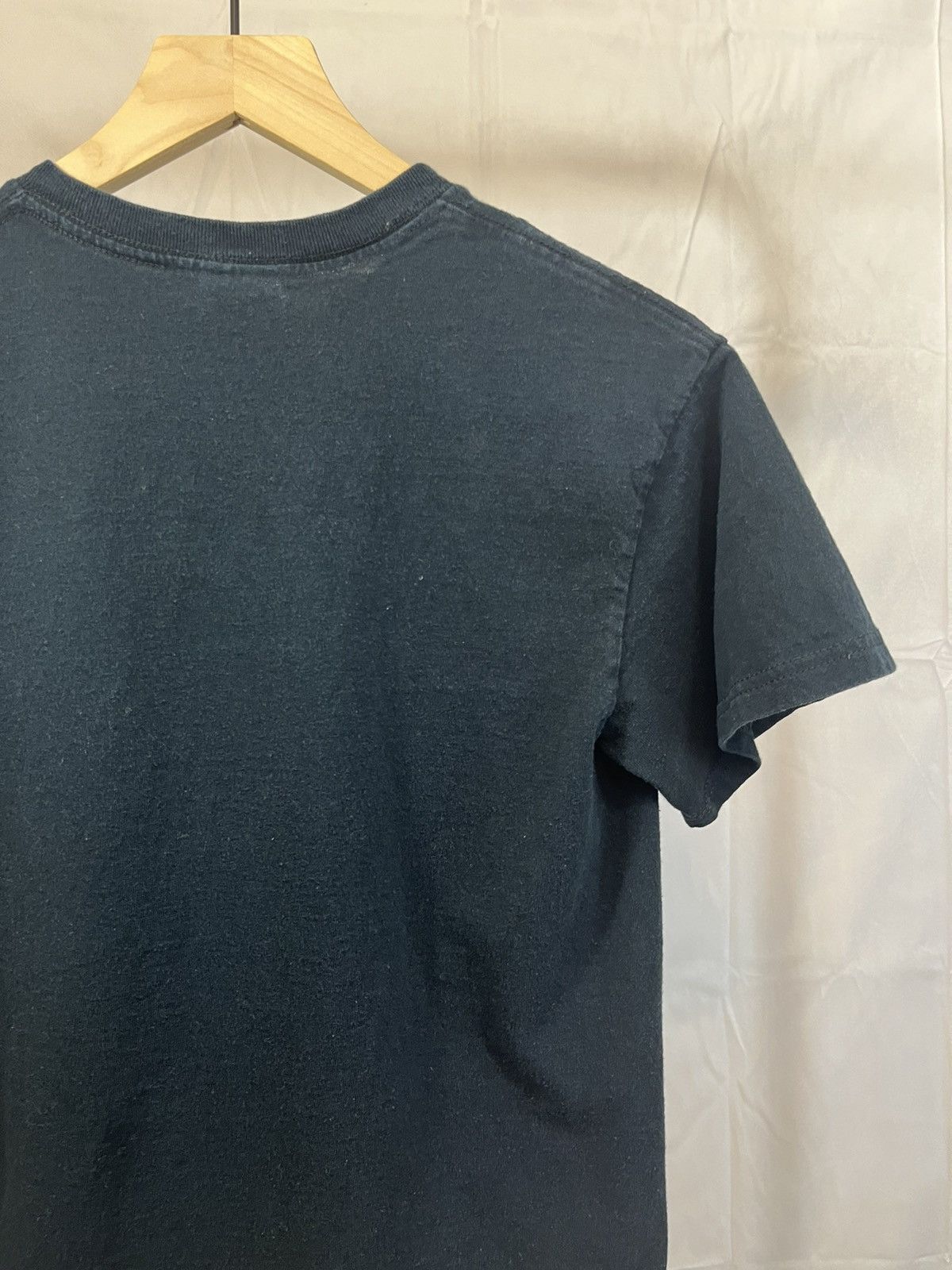 Vintage Vintage Resistance Is Futile! Black Faded Y2K Unique Tee Size US S / EU 44-46 / 1 - 5 Thumbnail