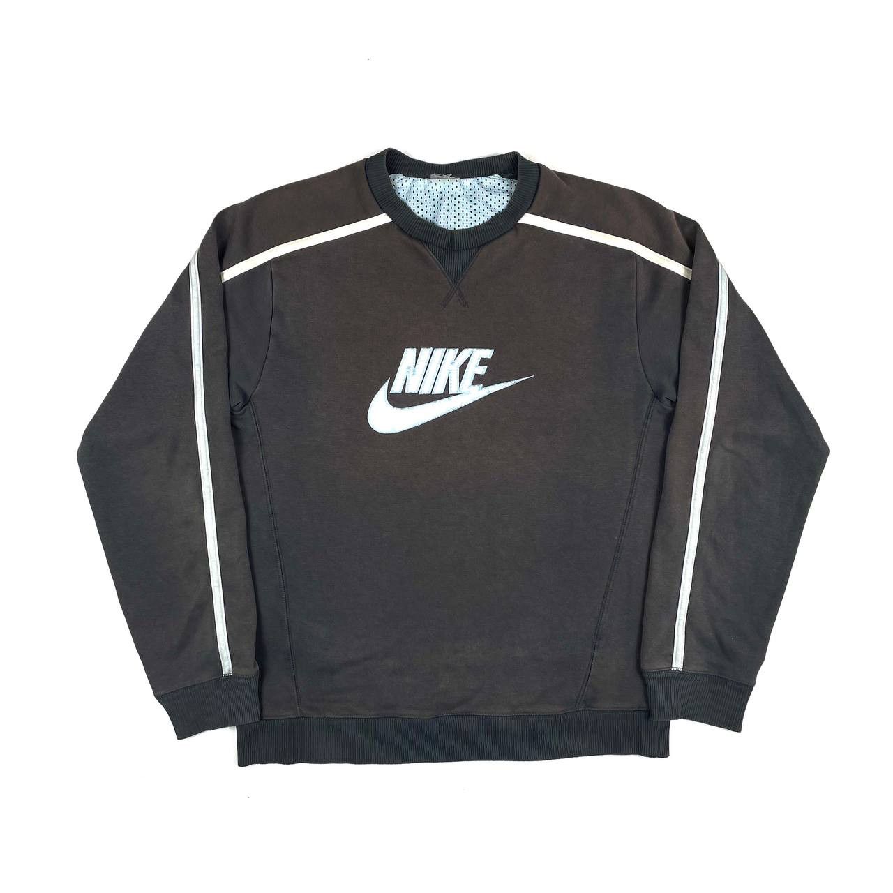 Nike Y2K Vintage Big Logo Sweatshirt Size: M