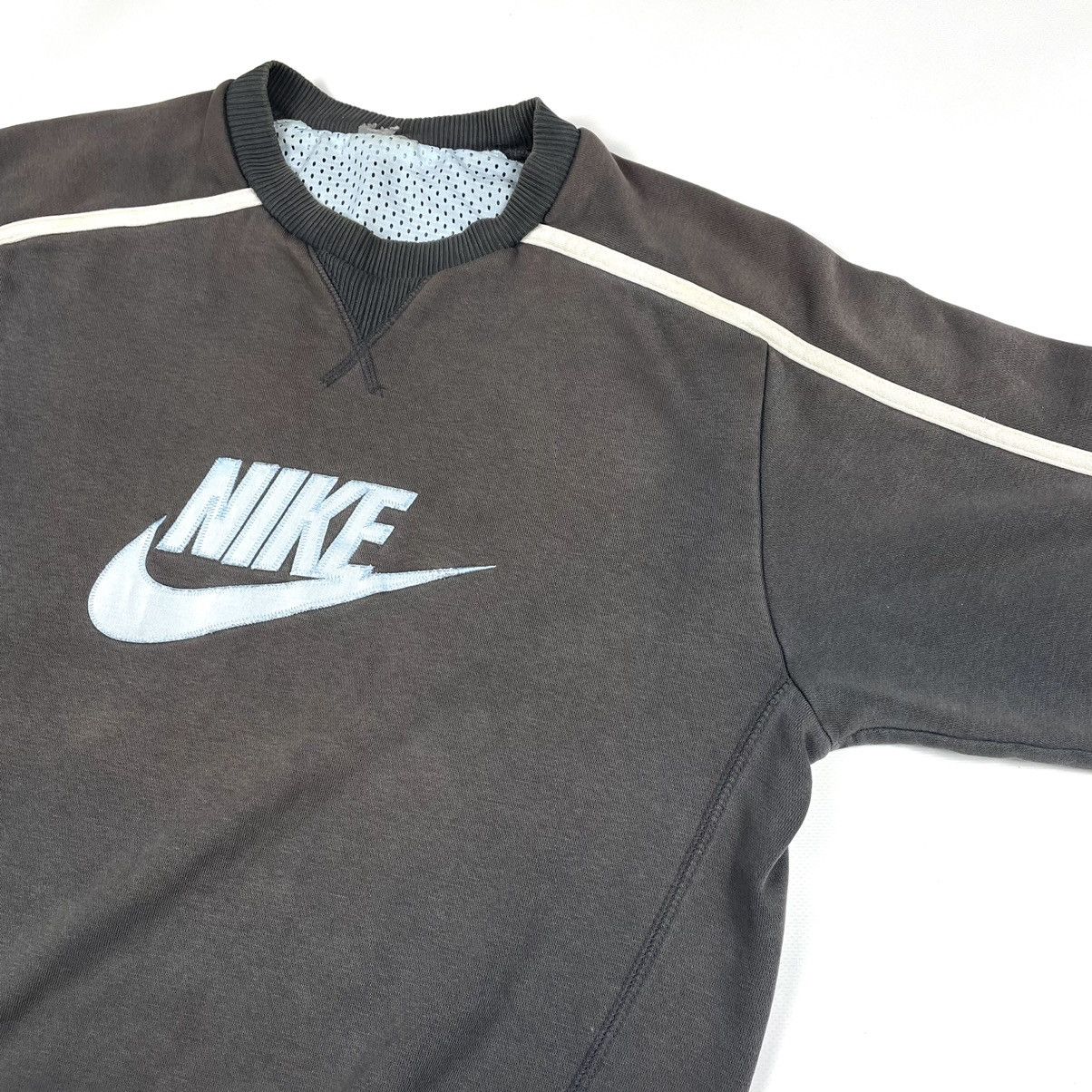 Nike Nike Y2K Vintage Big Logo Sweatshirt Size: M Size US M / EU 48-50 / 2 - 3 Thumbnail