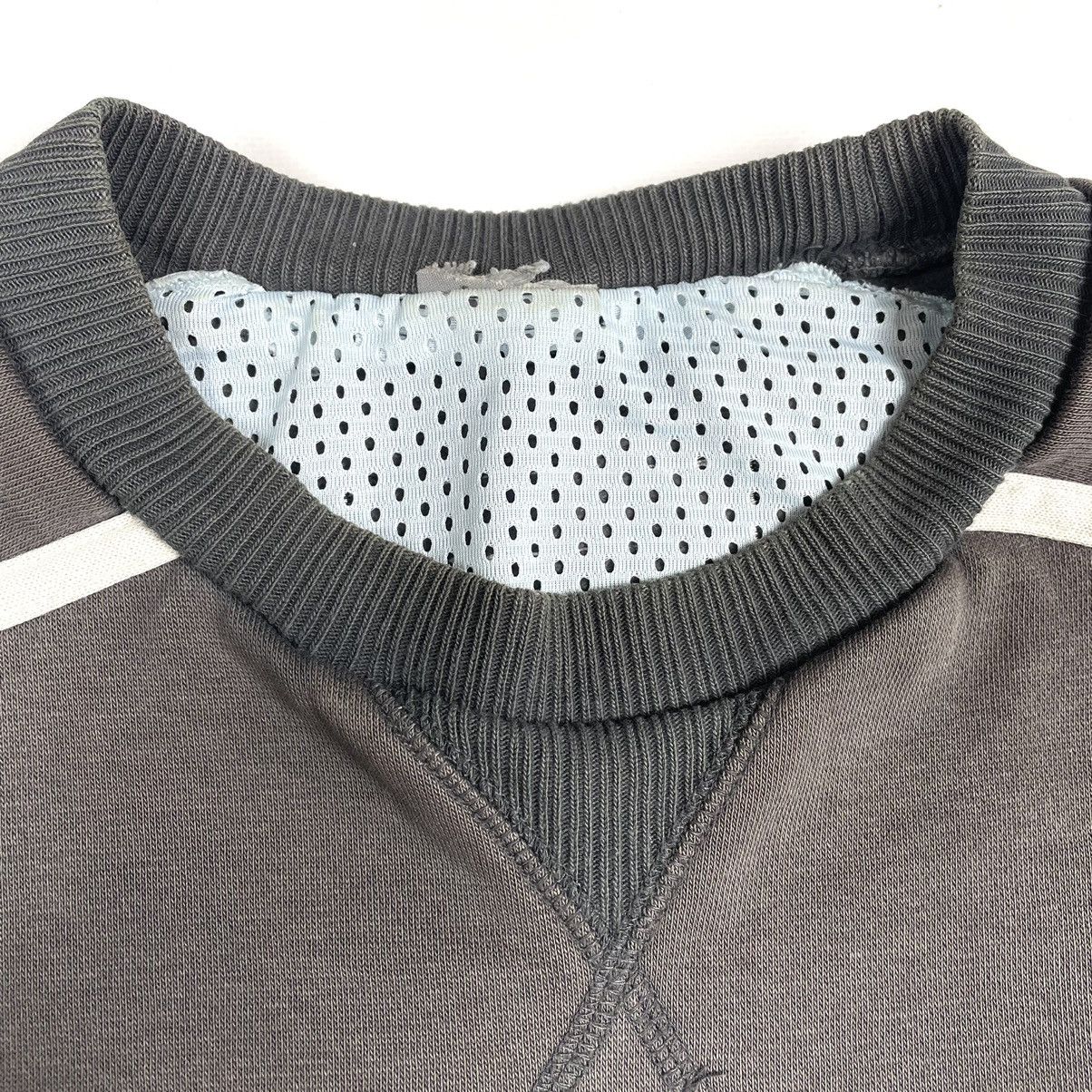 Nike Nike Y2K Vintage Big Logo Sweatshirt Size: M Size US M / EU 48-50 / 2 - 6 Thumbnail
