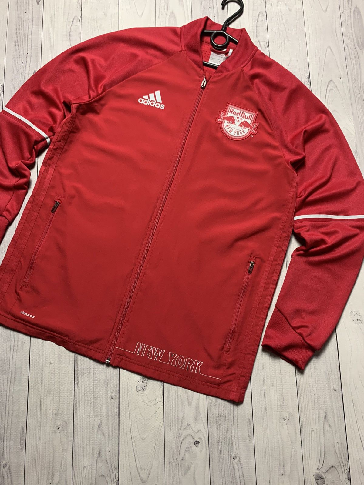 Adidas Adidas Red Bull New York track jacket size L red Size US L / EU 52-54 / 3 - 2 Thumbnail