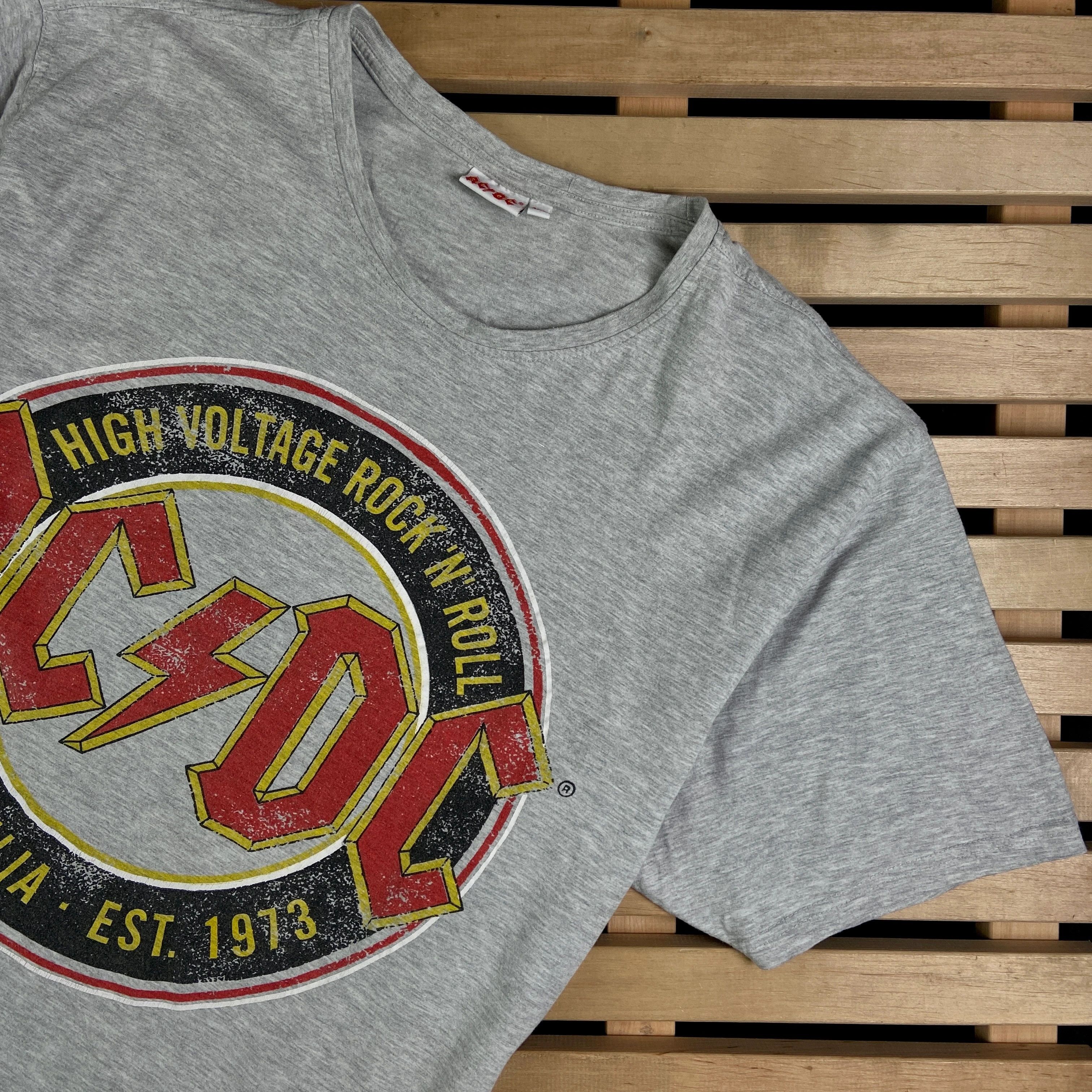 AC/DC × Band Tees × Vintage Mens Vintage T Shirt AC/DC Size XXXXL 4X Size US XXL / EU 58 / 5 - 2 Thumbnail