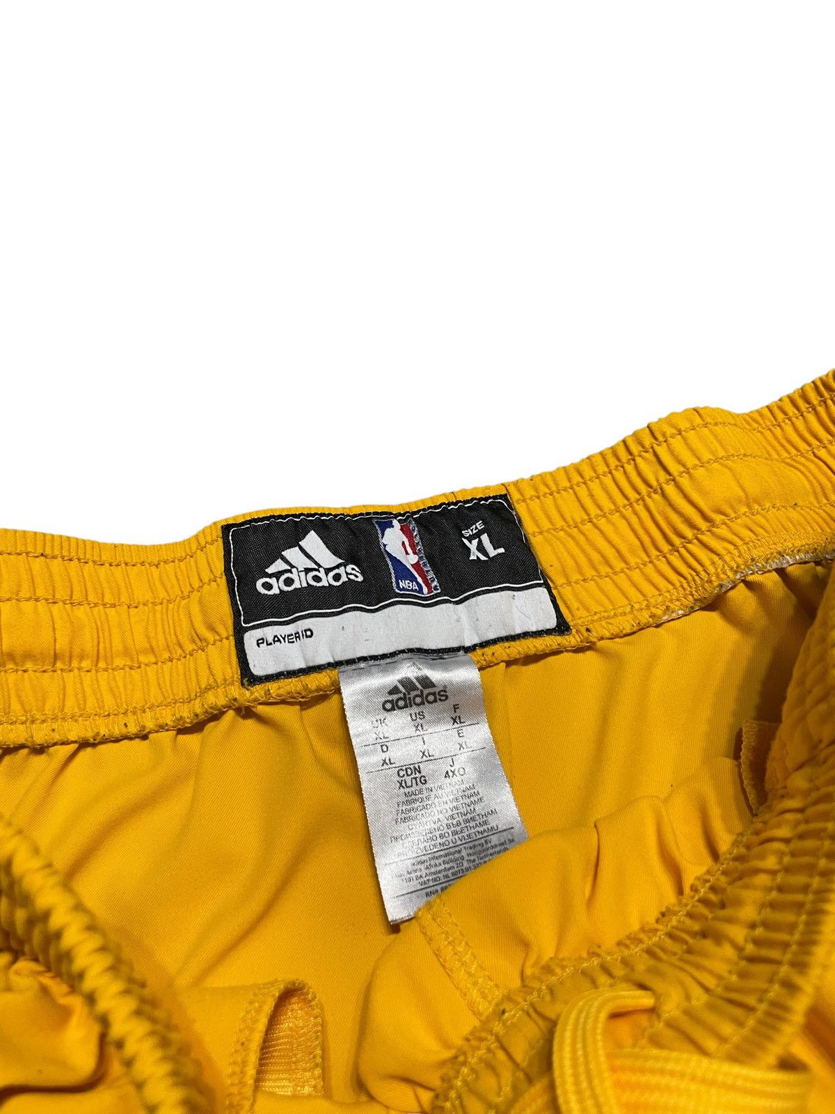 Adidas Adidas Lakers NBA Shorts Size US 36 / EU 52 - 2 Thumbnail