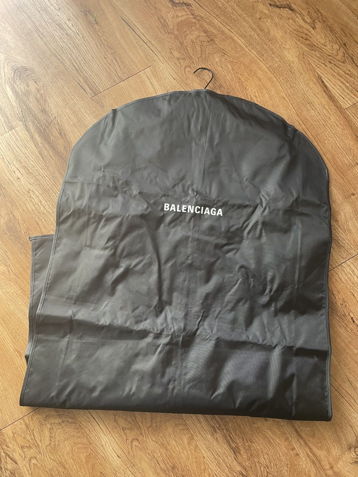 Balenciaga Balenciaga Oversized Full Logo Short Sleeve Shirt Size 41 Size US XL / EU 56 / 4 - 12 Thumbnail