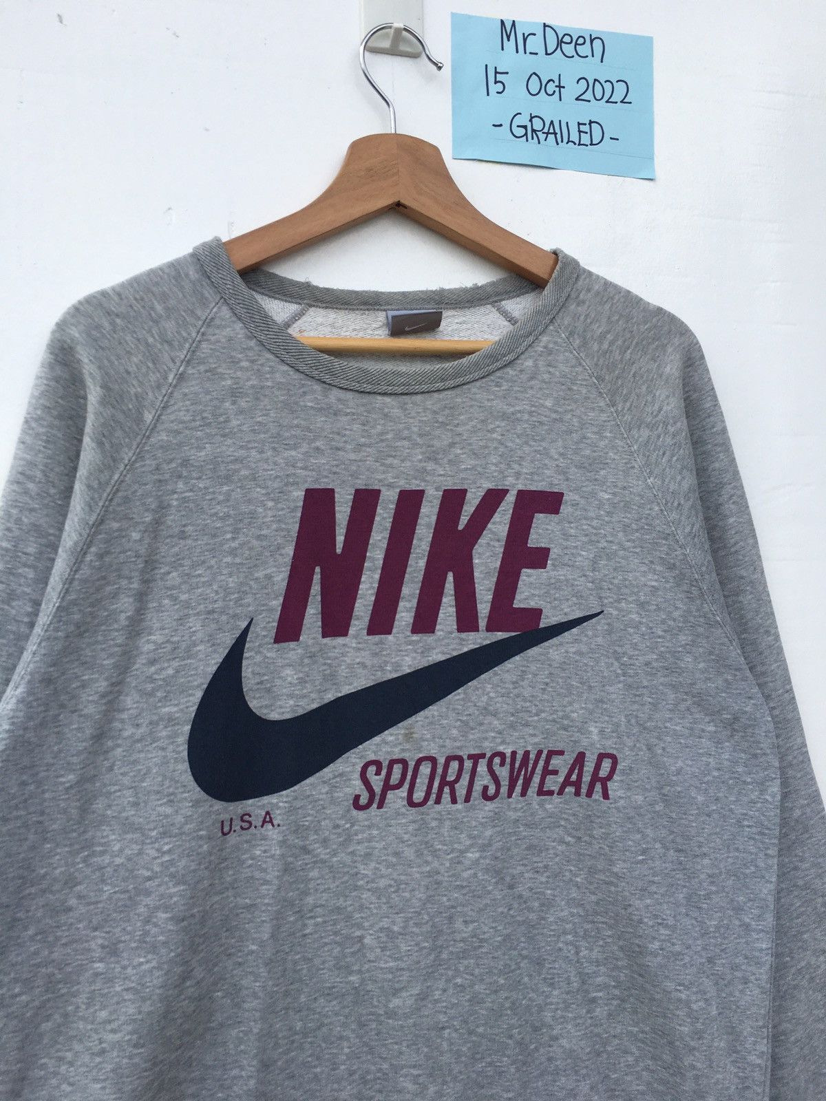 Nike Rare Vintage Nike Big Swoosh Spellout Sweater Size US L / EU 52-54 / 3 - 2 Thumbnail