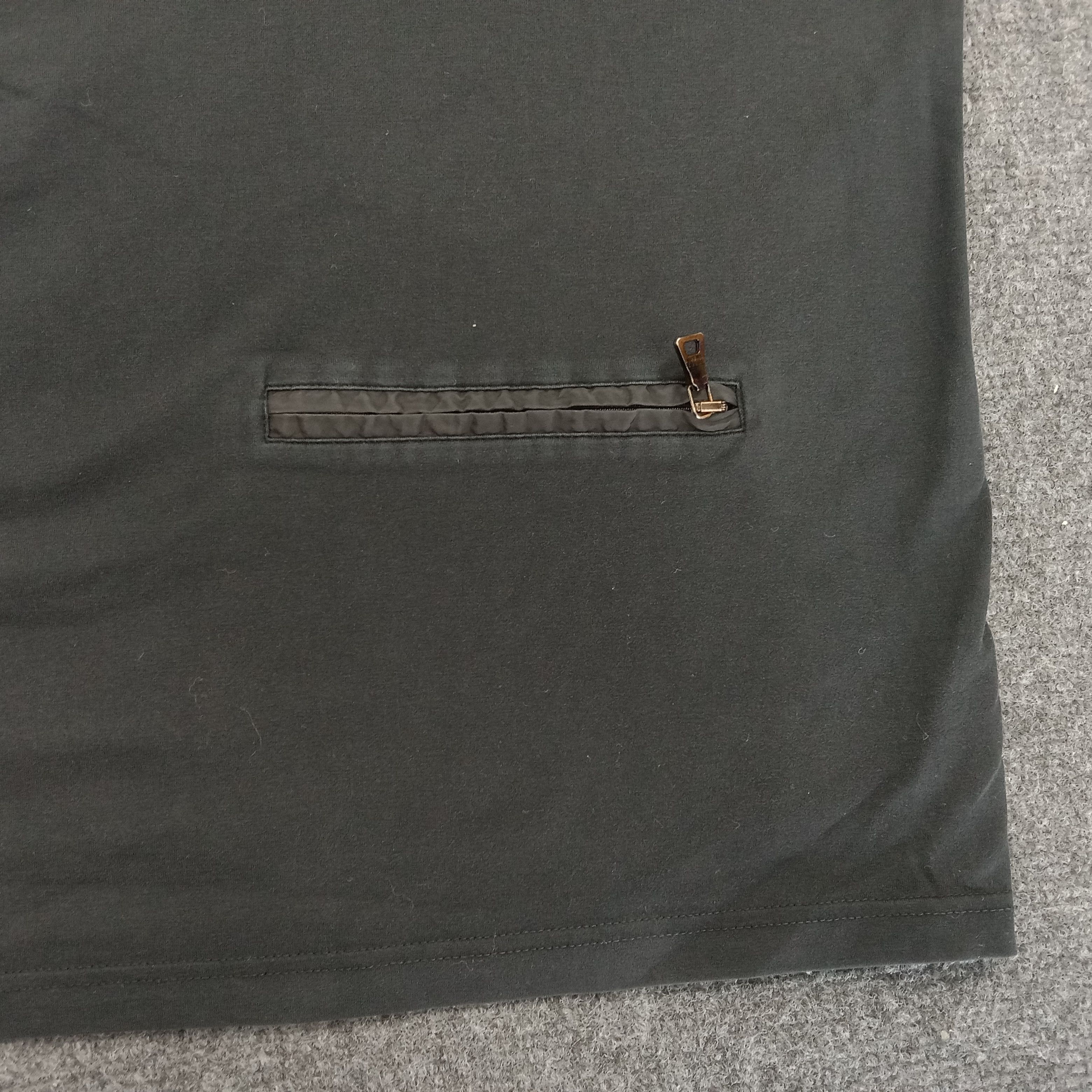 Prada × Vintage PRADA All Black Design T-Shirt Made in Portugal Size US L / EU 52-54 / 3 - 3 Thumbnail
