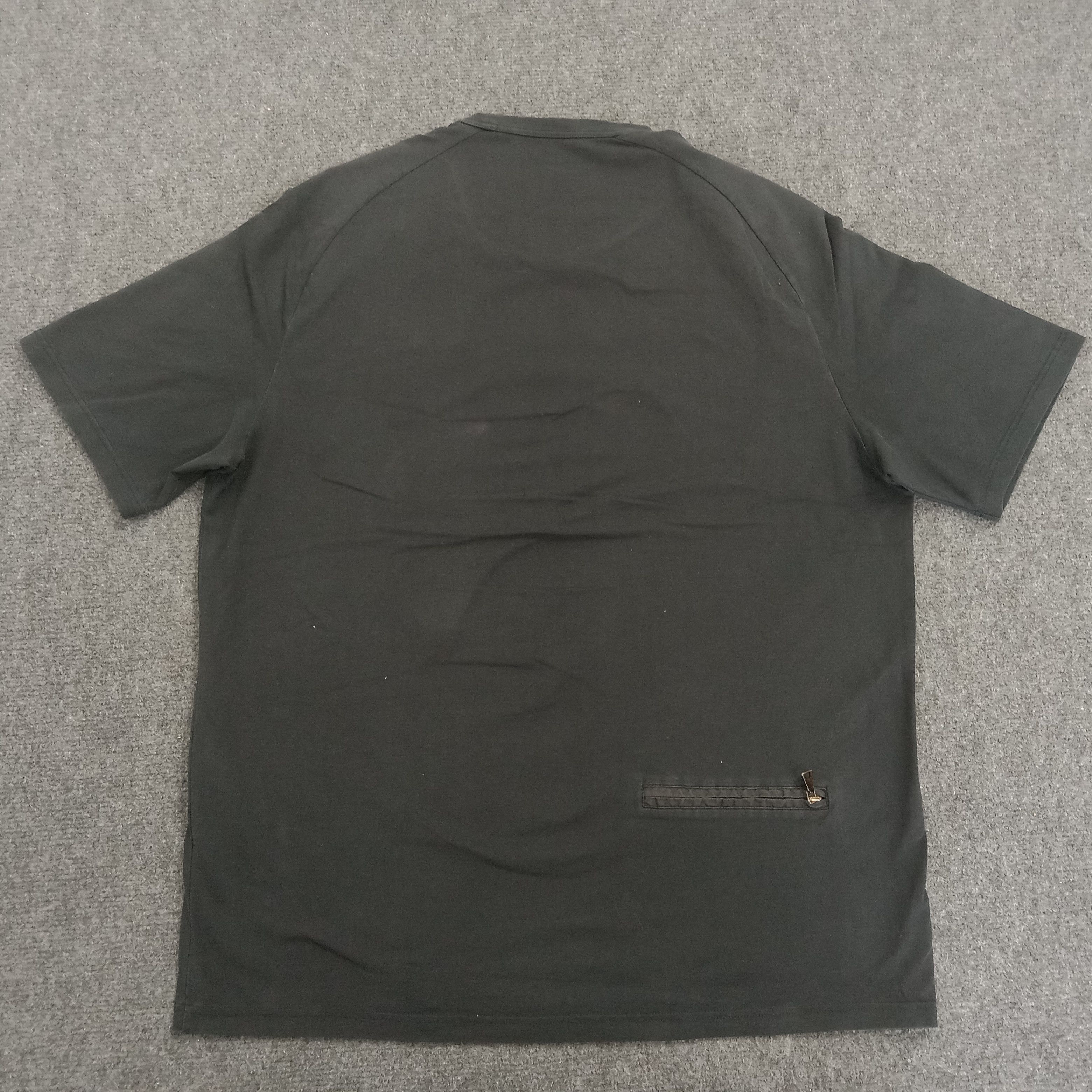 Prada × Vintage PRADA All Black Design T-Shirt Made in Portugal Size US L / EU 52-54 / 3 - 2 Thumbnail
